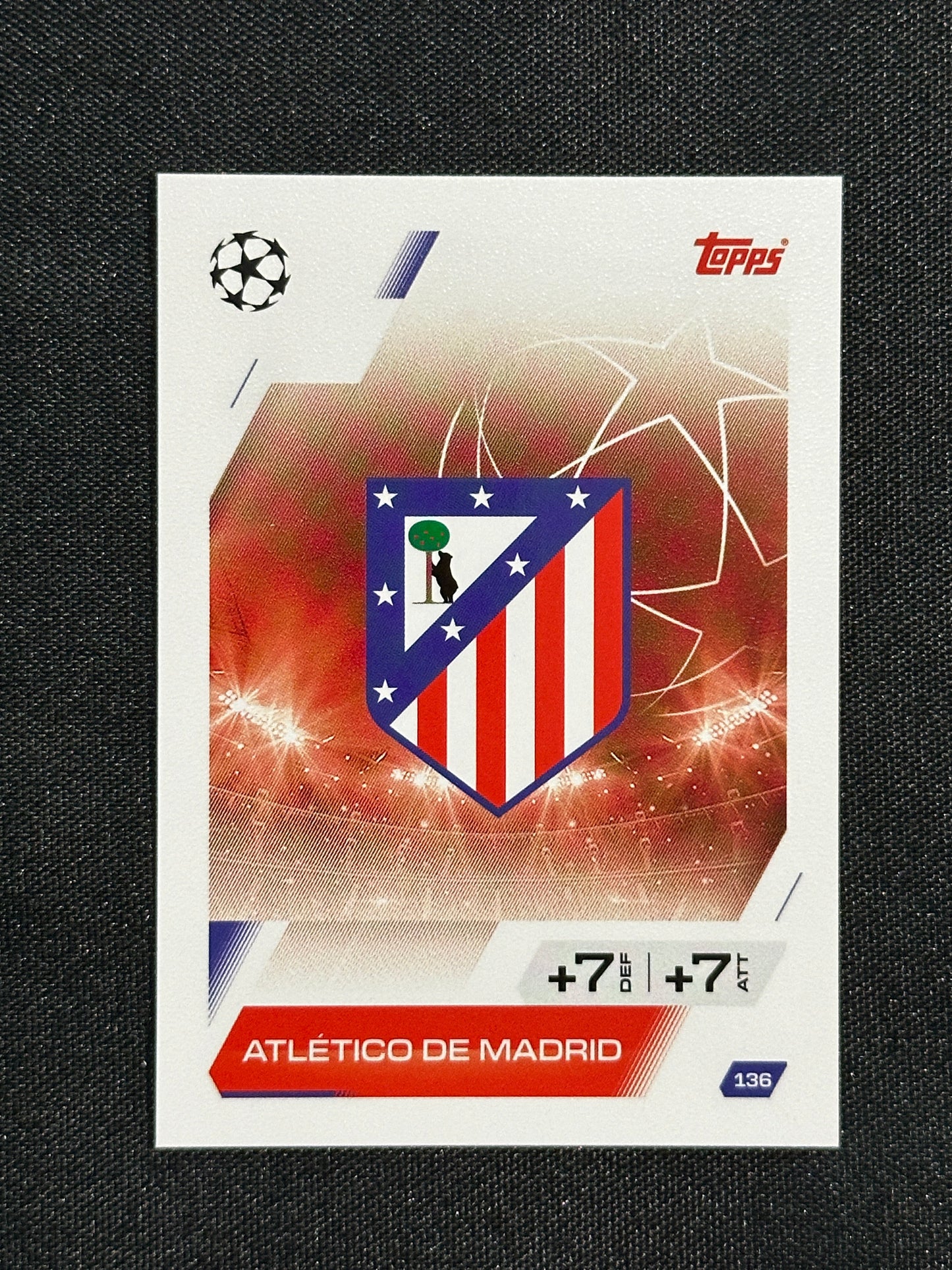 136 Team Badge Atletico Madrid Base - Topps Match Attax 2025/26