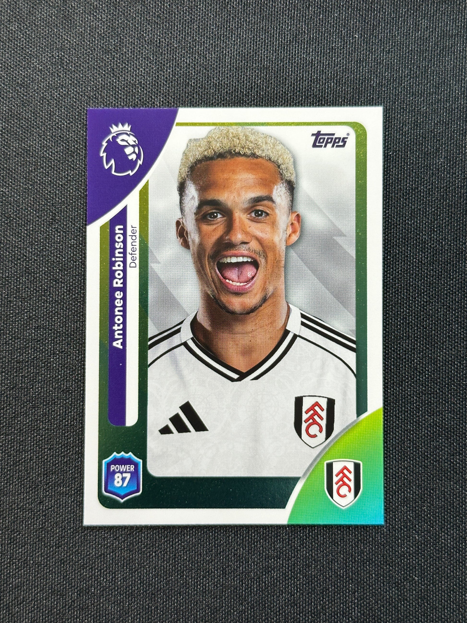 150 Antonee Robinson Fulham Base - Topps Premier League 2026