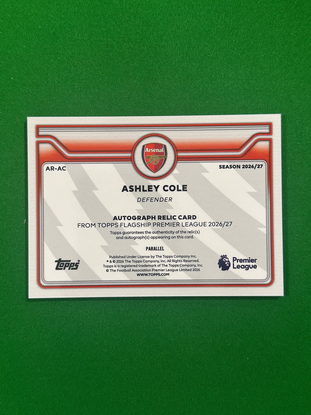 Ashley Cole Autograph Relic Gold 35/50 — back