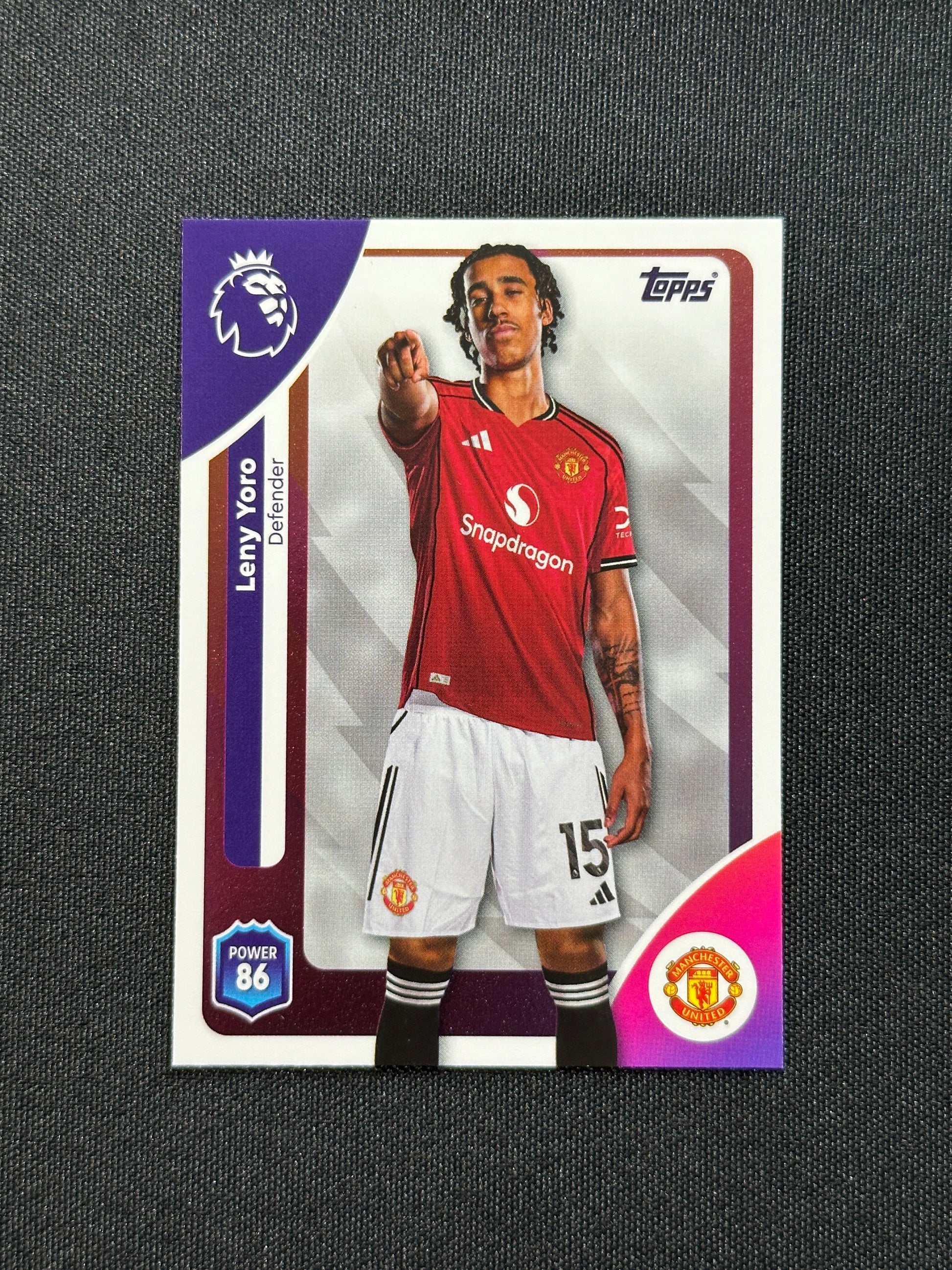 202 Leny Yoro Manchester United Base - Topps Premier League 2026