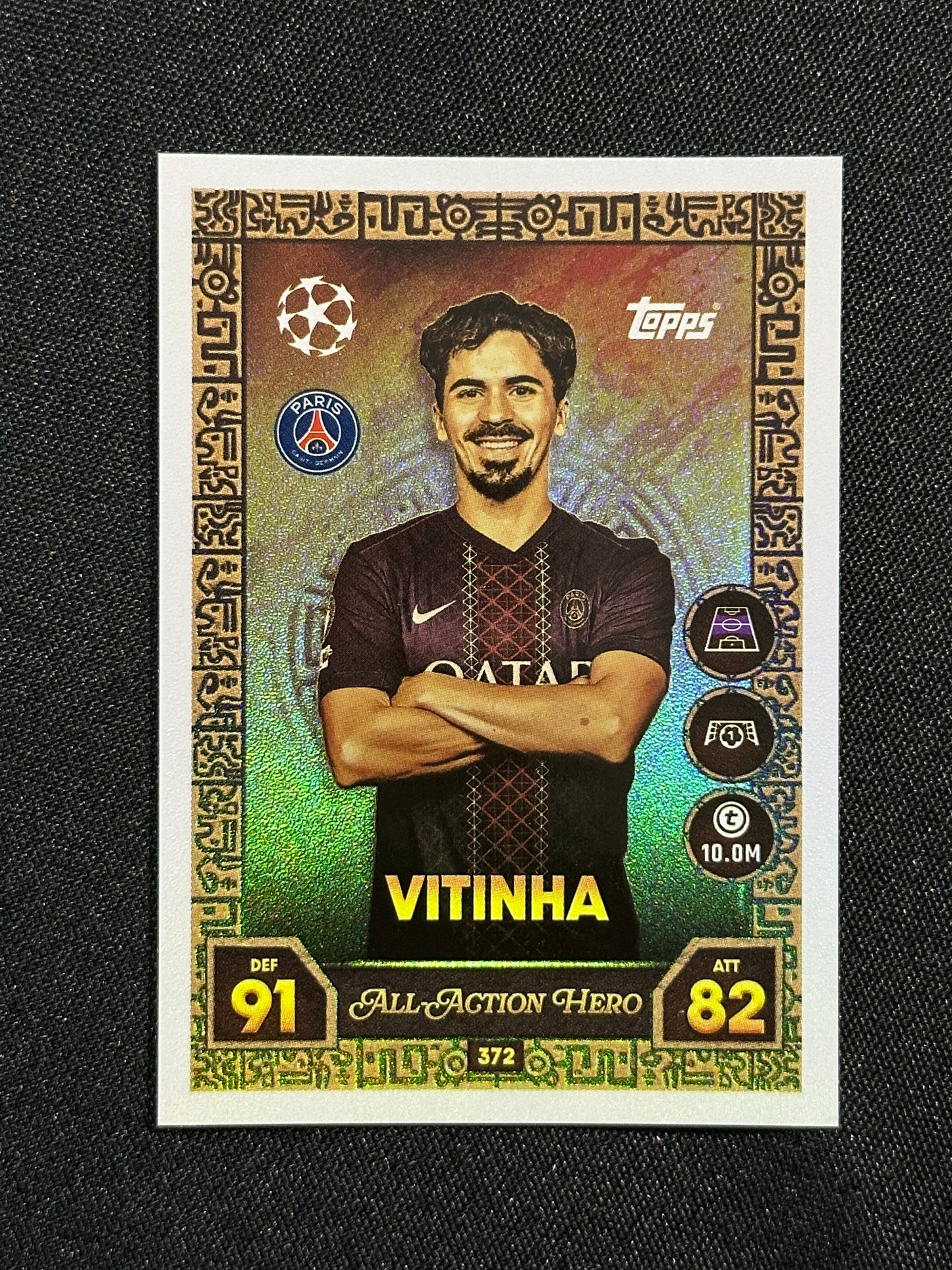 372 Vitinha PSG All-Action Hero - Topps Match Attax 2025/26