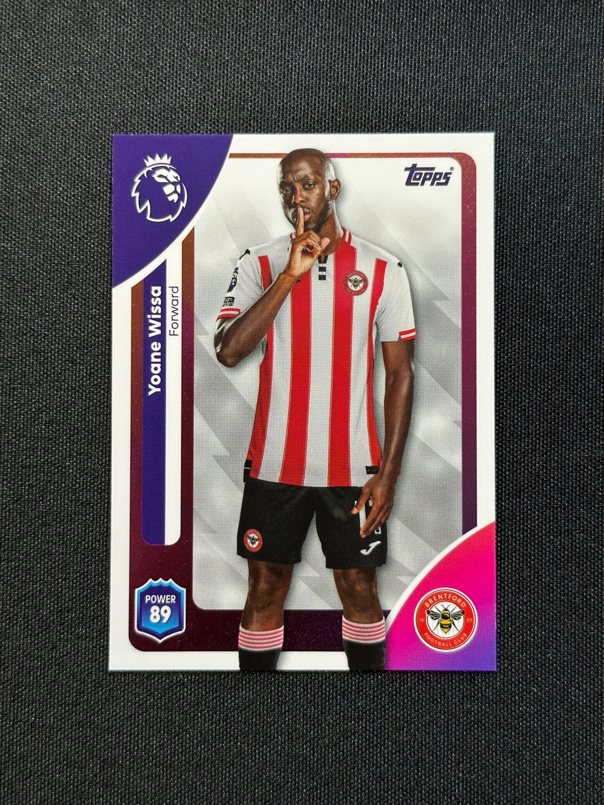 69 Yoane Wissa Brentford Base - Topps Premier League 2026