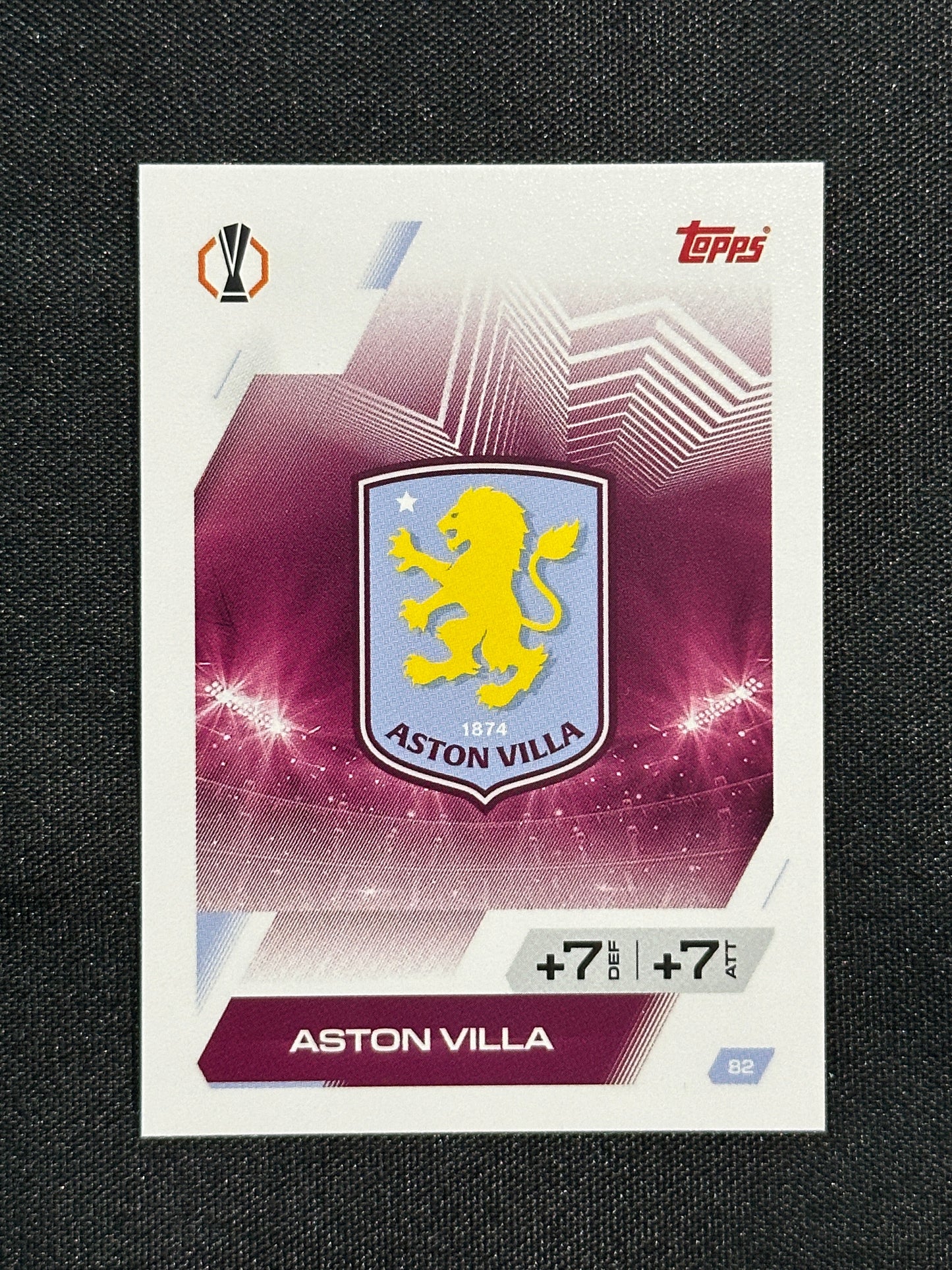 82 Team Badge Aston Villa Base - Topps Match Attax 2025/26