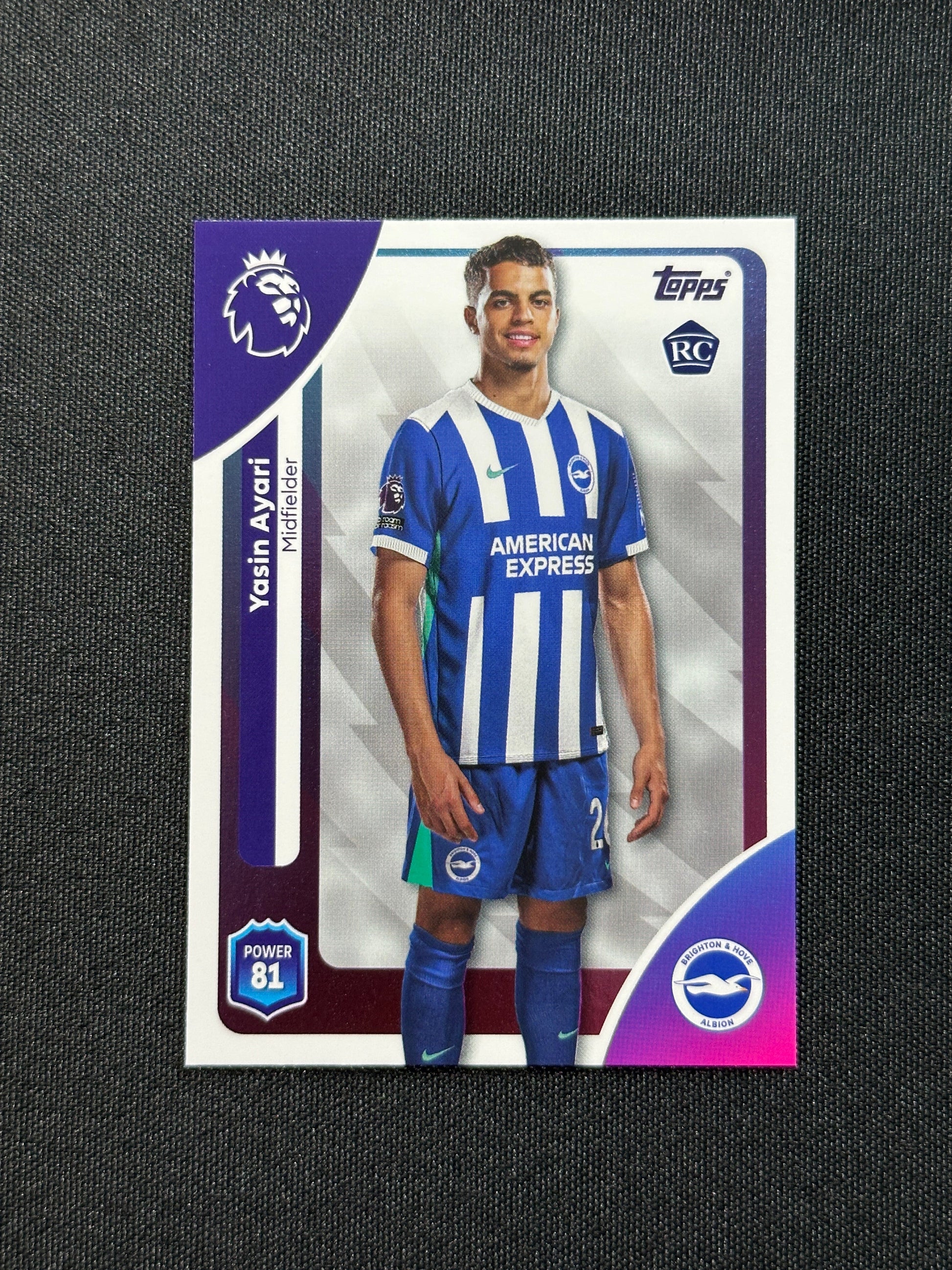 82 Yasin Ayari Brighton Base - Topps Premier League 2026