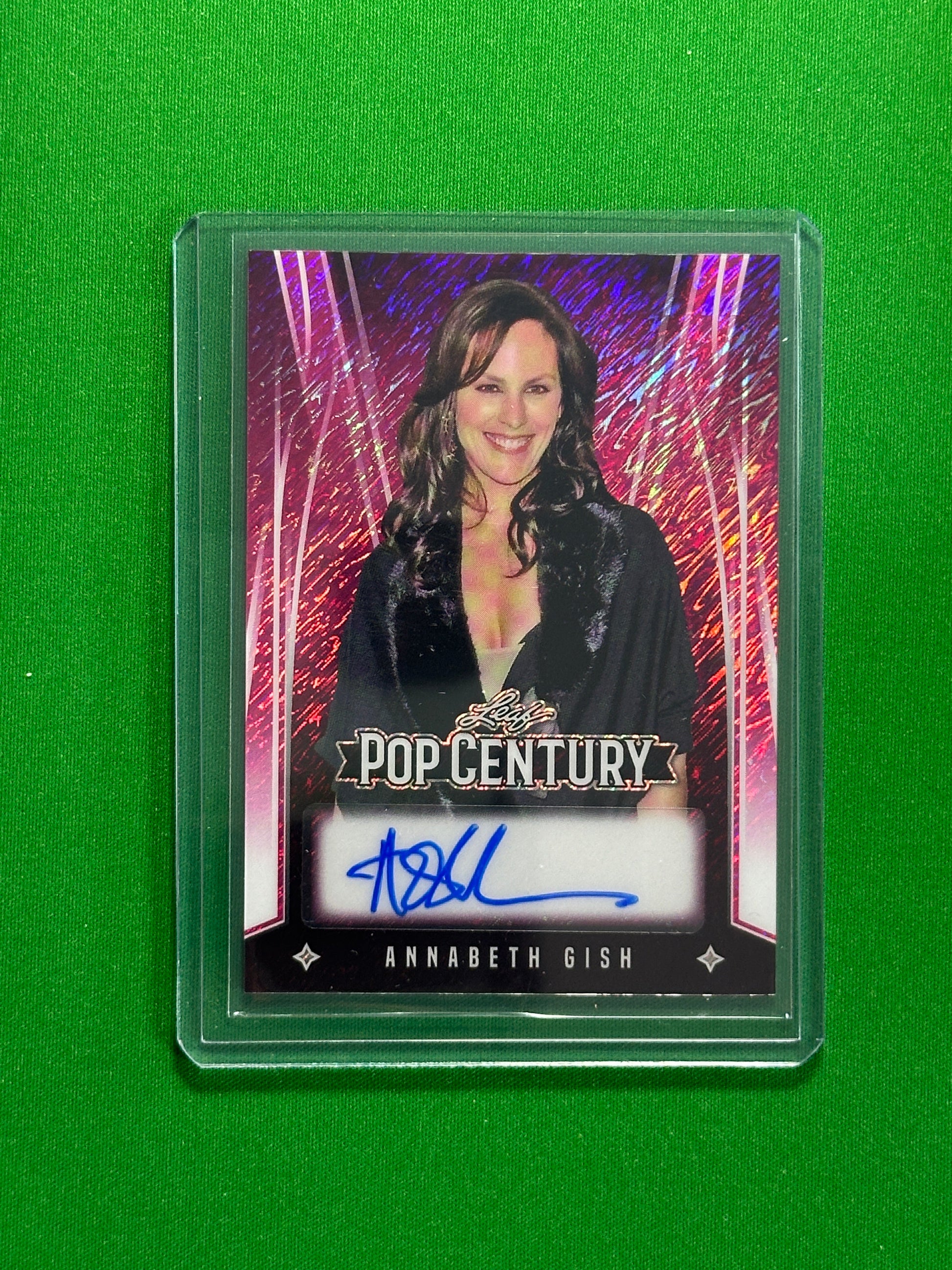 Annabeth Gish Autograph 3/10 - Leaf Pop Century 2025