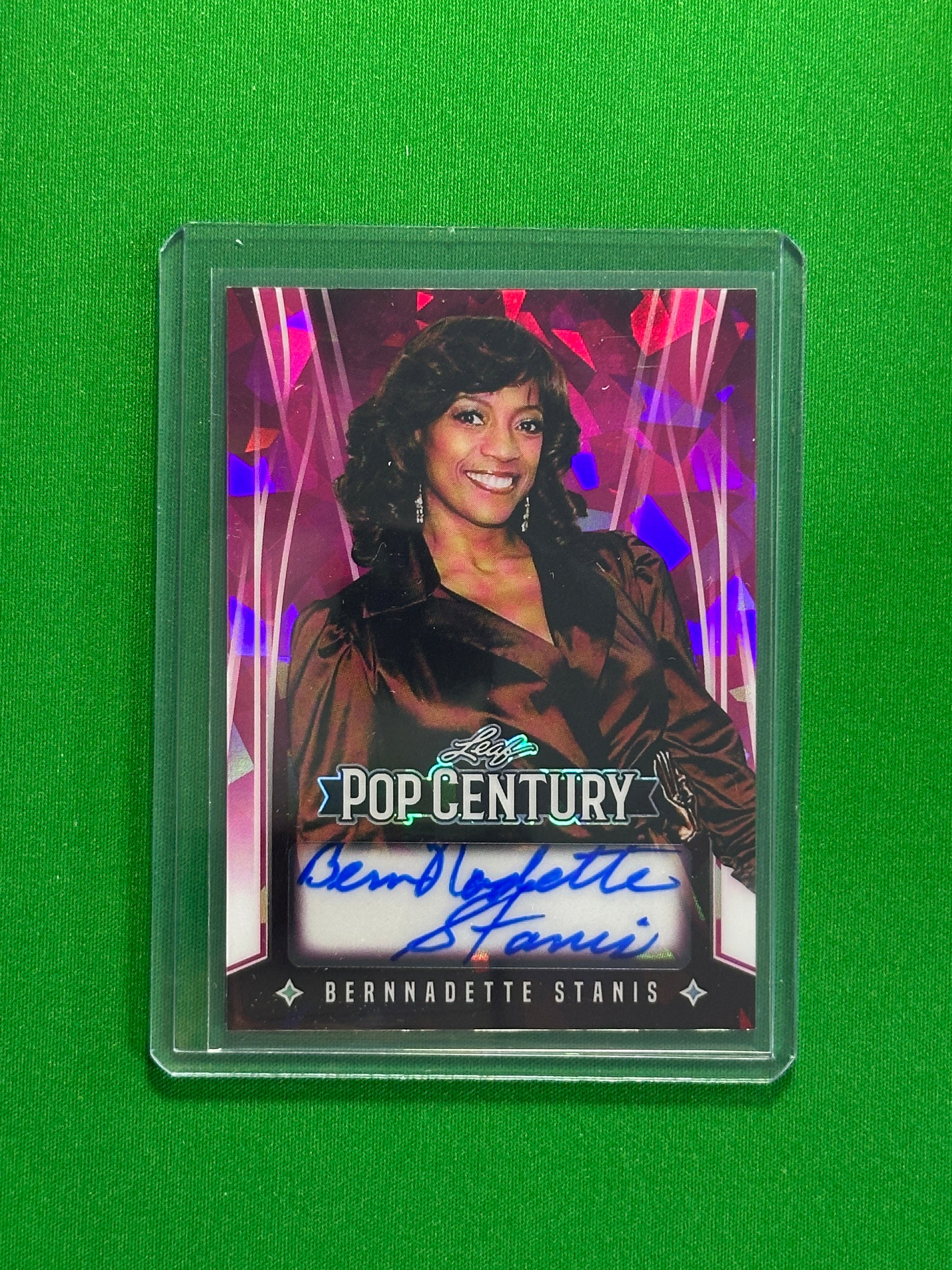 Bernnadette Stanis Autograph 5/8 - Leaf Pop Century 2025