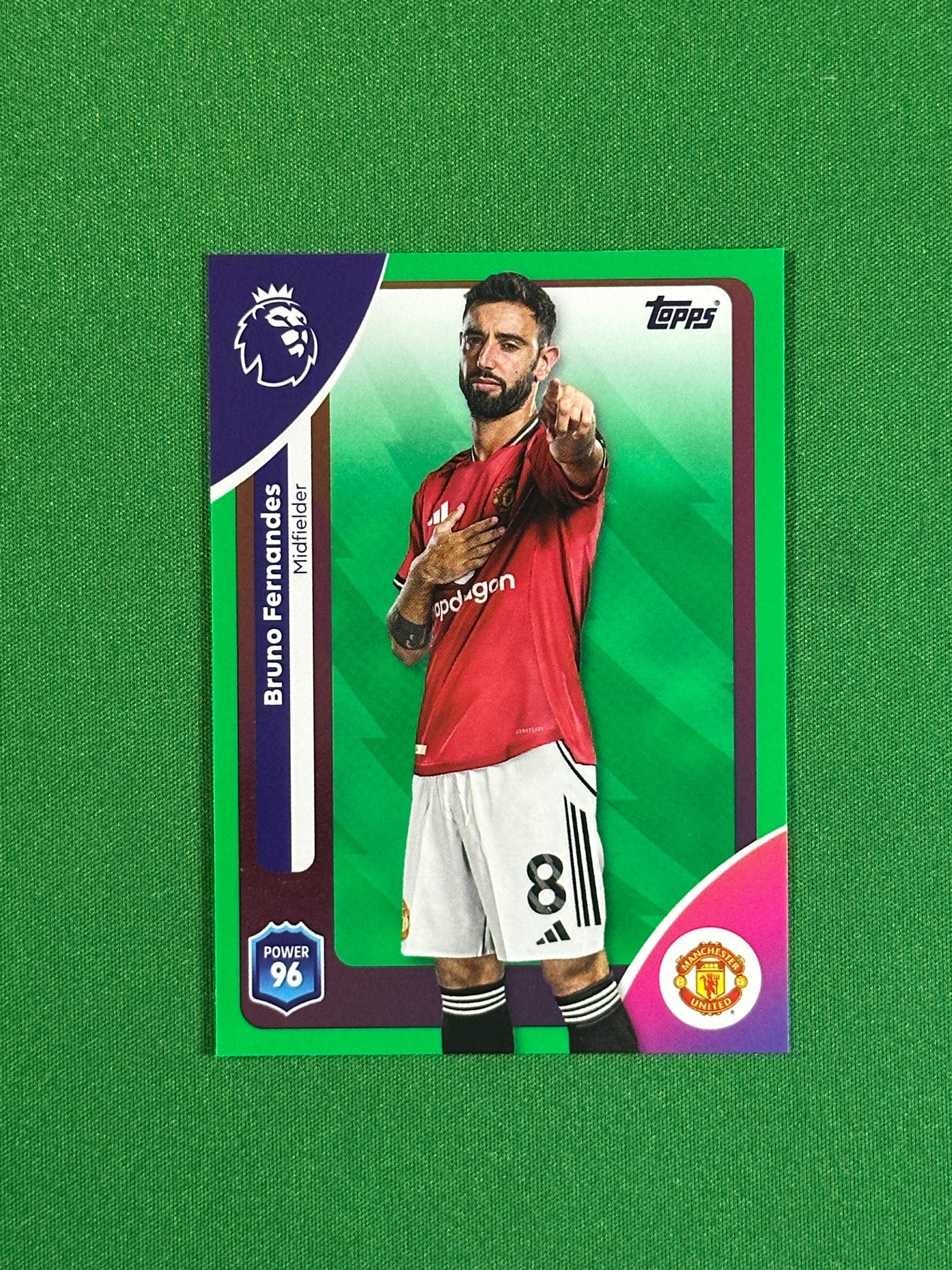 Bruno Fernandes Green Parallel Base - Topps Premier League 2026