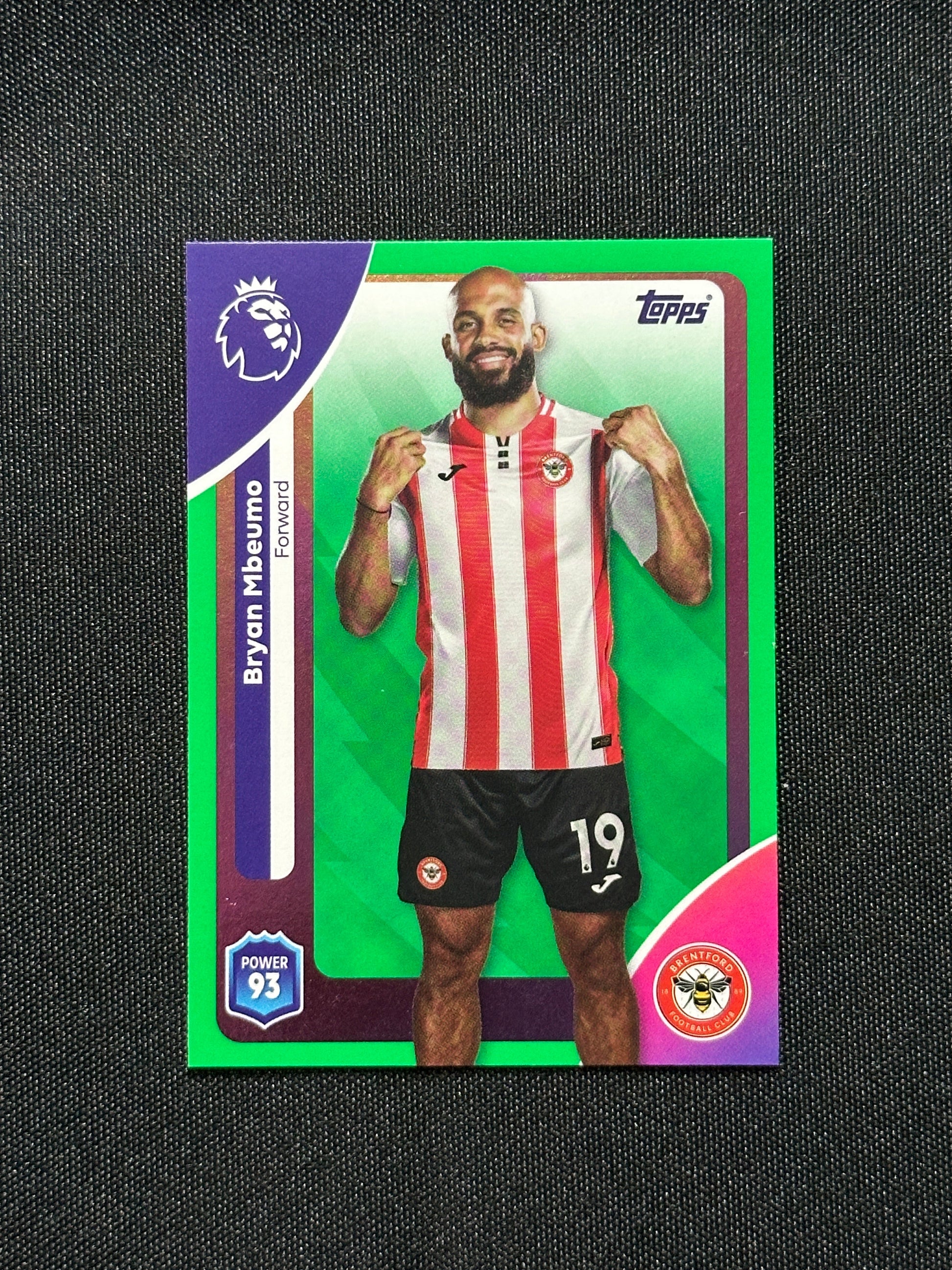 Bryan Mbeume Green Parallel Base - Topps Premier League 2026