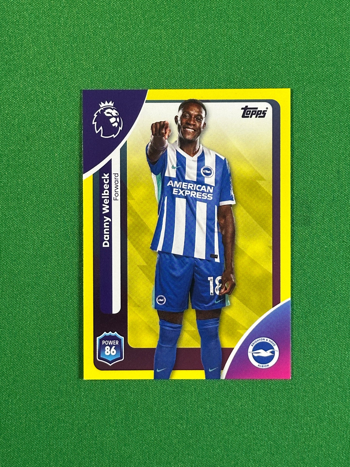 Danny Wellbeck Yellow Parallel Base - Topps Premier League 2026