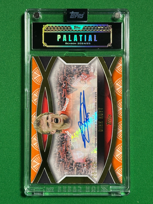 Dirk Kuyt Autograph 25/25 - Topps Liverpool Palatial 2024/25 Front