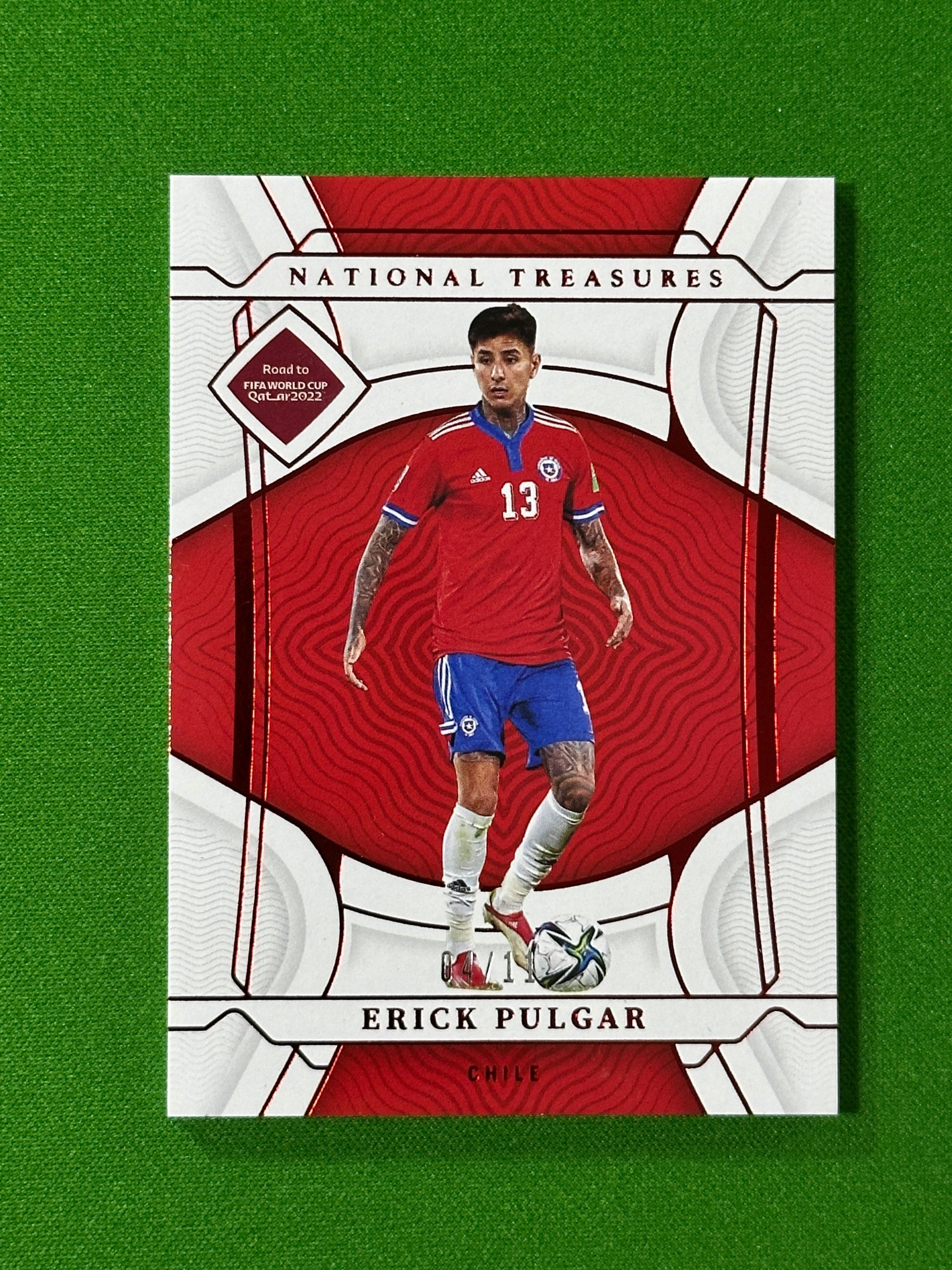 Erick Pulgar 04/11 - Chile - Panini National Treasures World Cup 2022