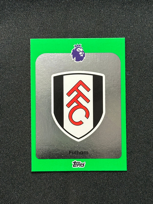 Fulham Badge Green Parallel Base - Topps Premier League 2026