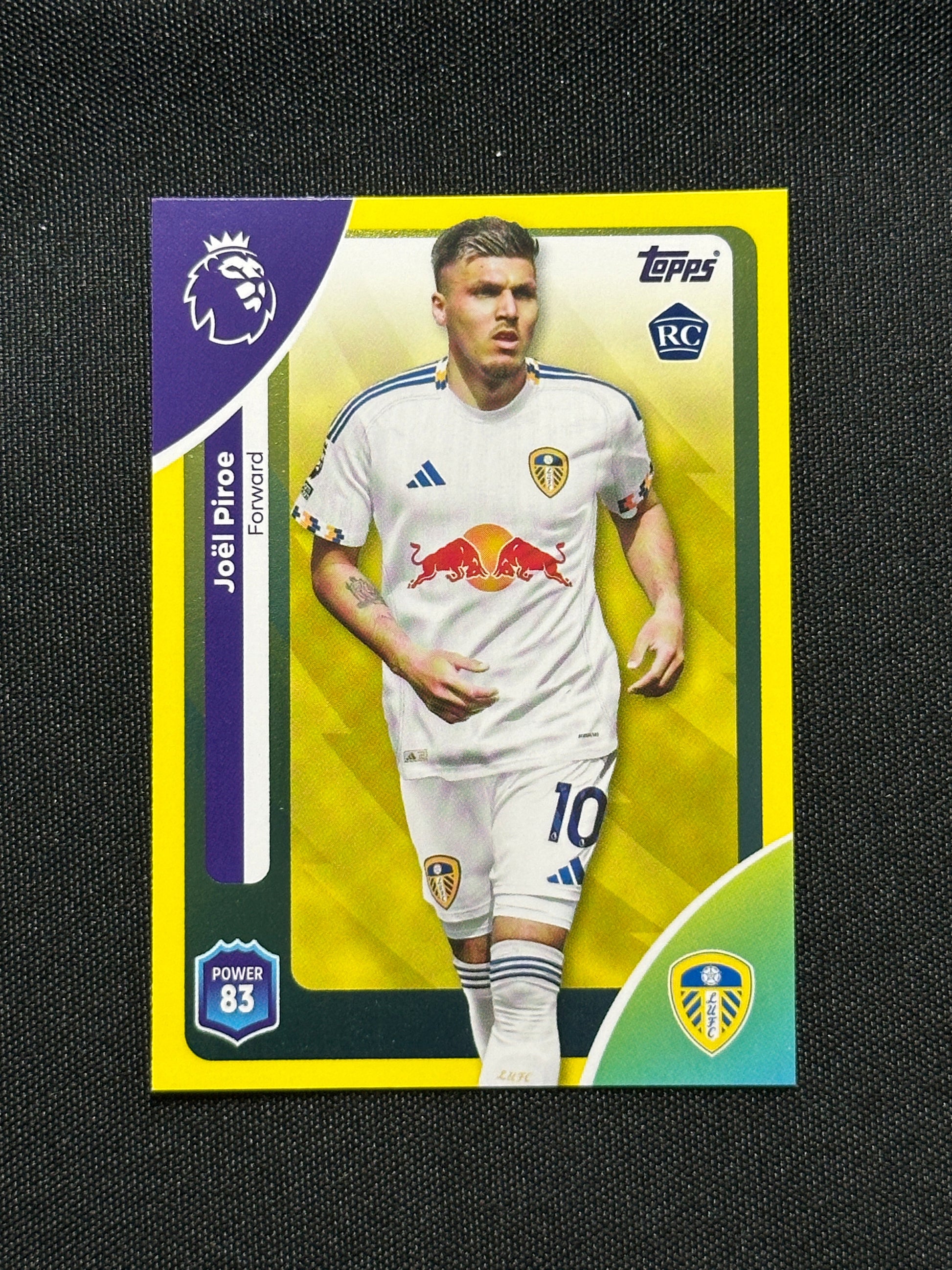 Joel Piroe Yellow Parallel Base - Topps Premier League 2026