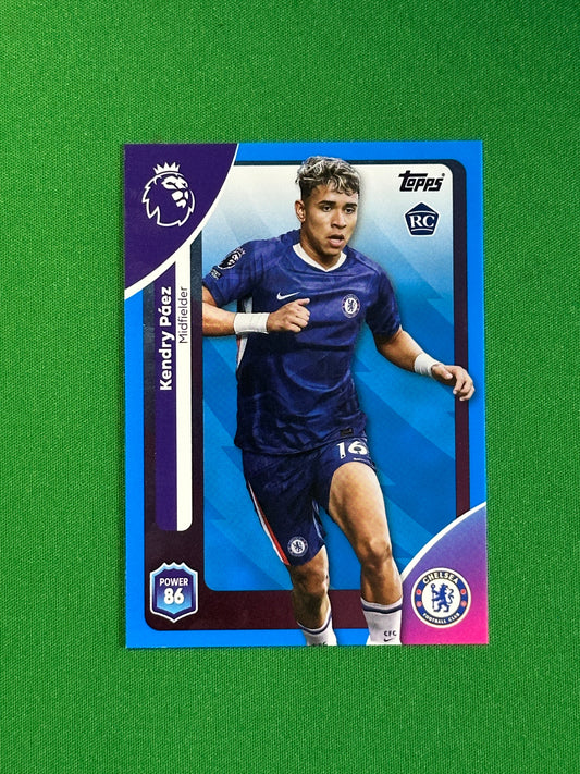 Kendry Paez Blue Parallel Base - Topps Premier League 2026