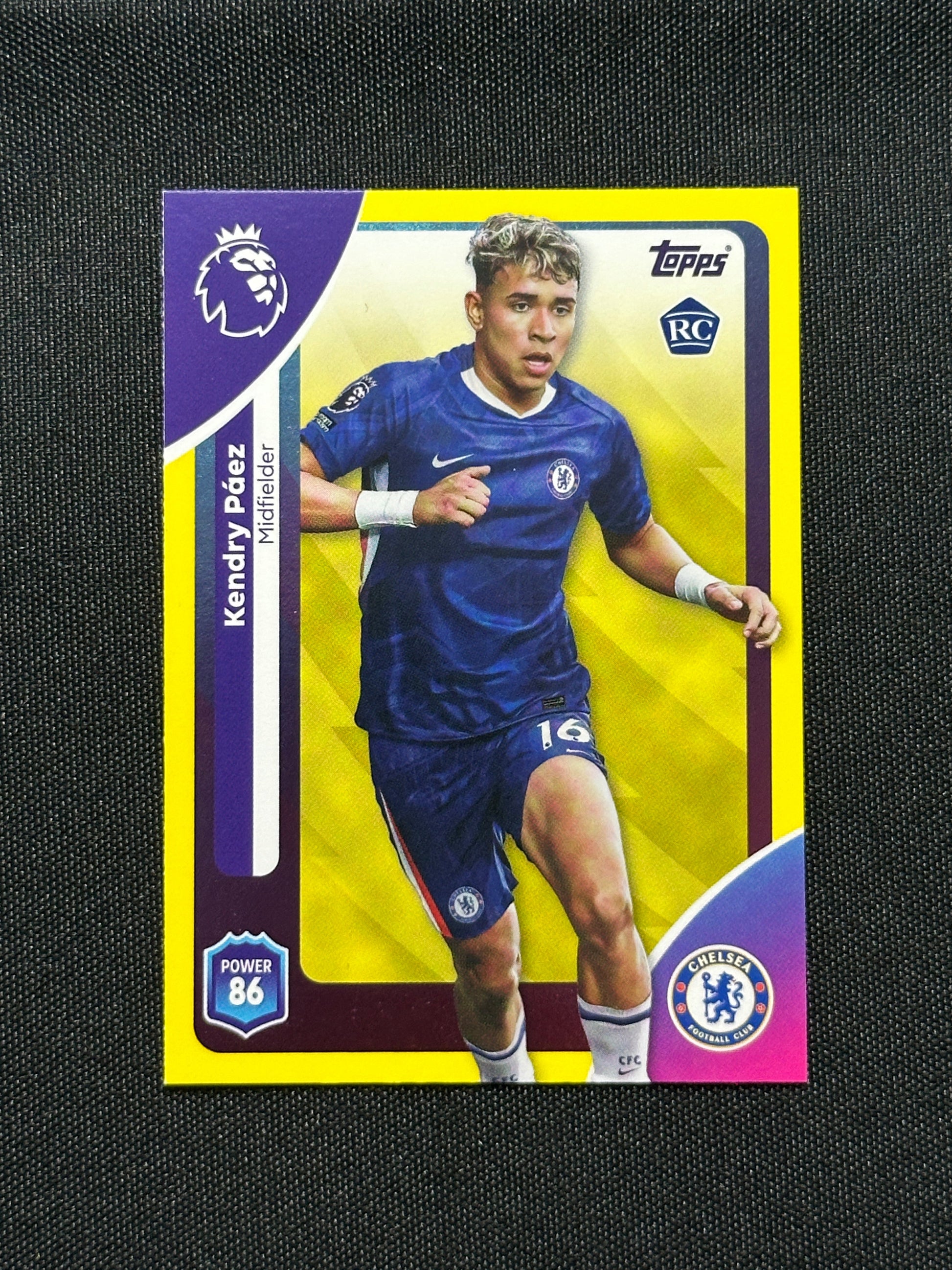 Kendry Paez Yellow Parallel Base - Topps Premier League 2026