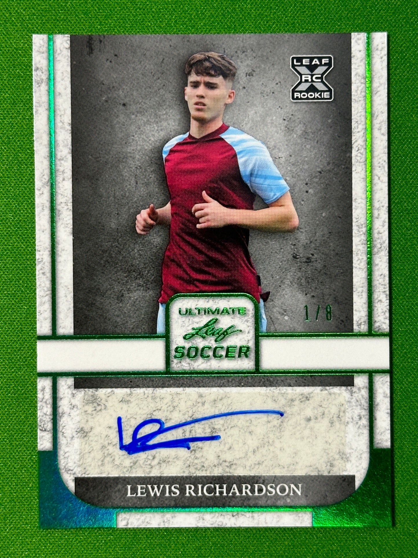 Lewis-Richardson-Autograph-1-8-Rookie-Leaf-Ultimate-Soccer-20222