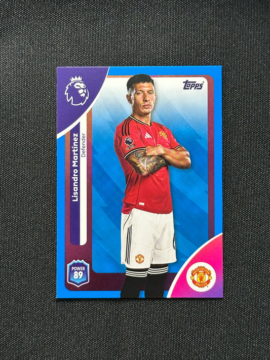 Lisandro Martinez Blue Parallel Base - Topps Premier League 2026