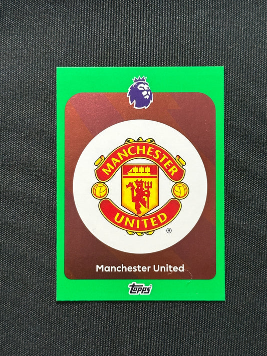 Manchester United Badge Green Parallel Base - Topps Premier League 2026
