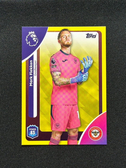 Mark Flekken Yellow Parallel Base - Topps Premier League 2026