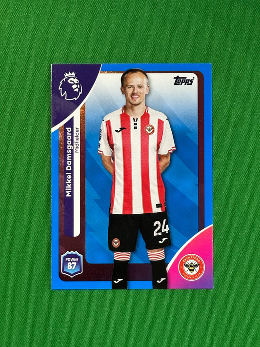 Mikkel Damsgaard Blue Parallel Base - Topps Premier League 2026