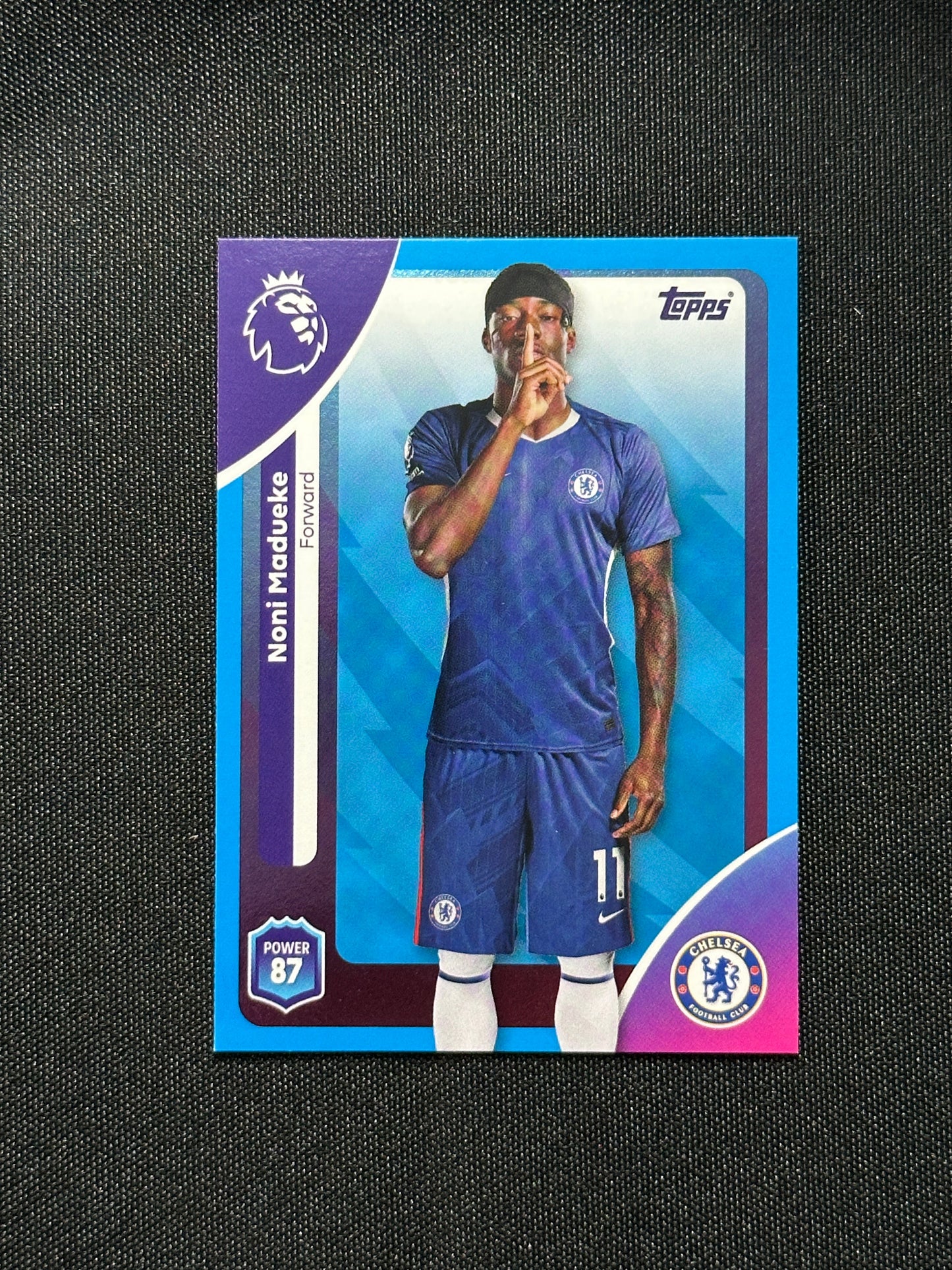 Noni Madueke Blue Parallel Base - Topps Premier League 2026