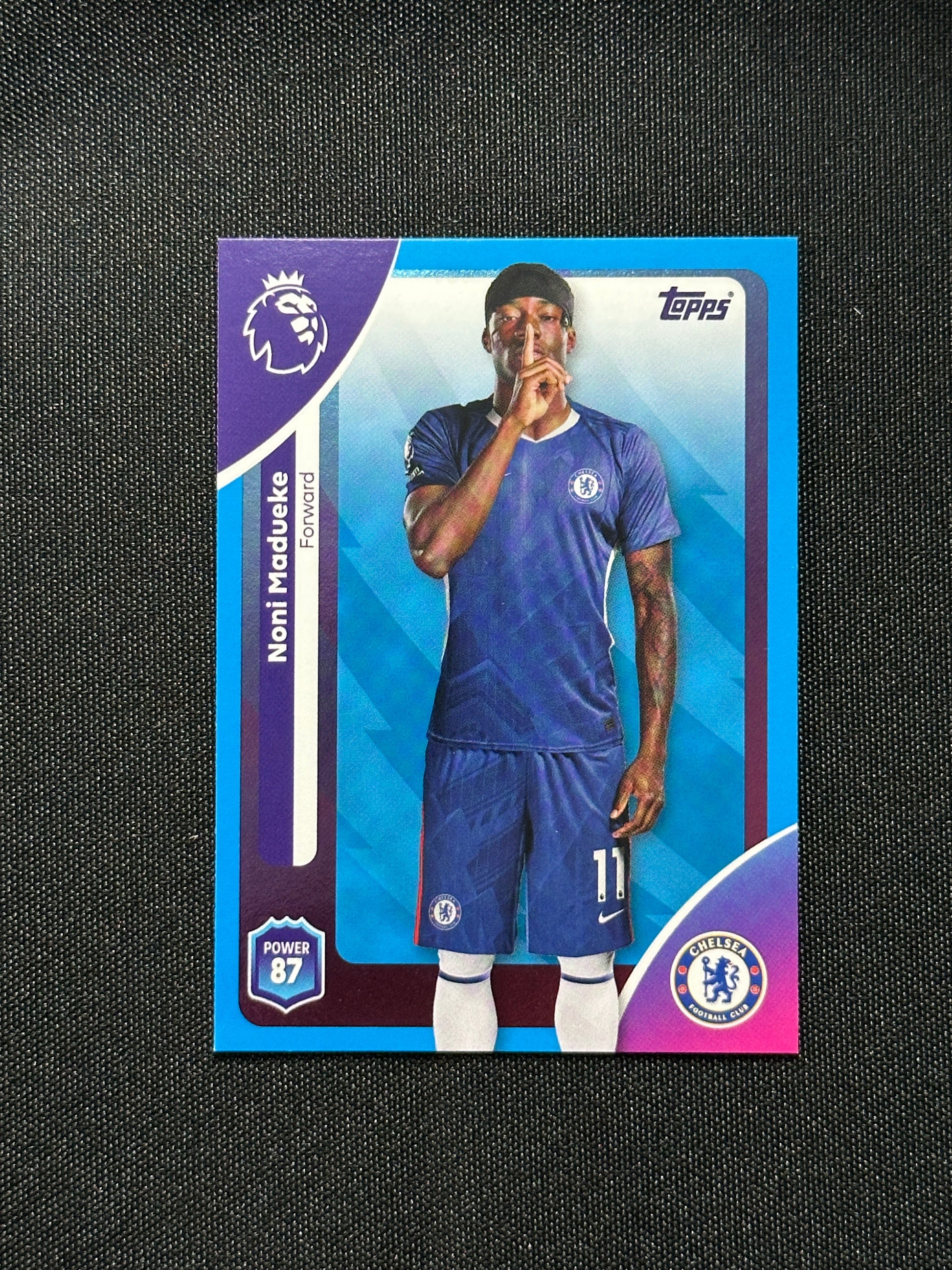 Noni Madueke Blue Parallel Base - Topps Premier League 2026