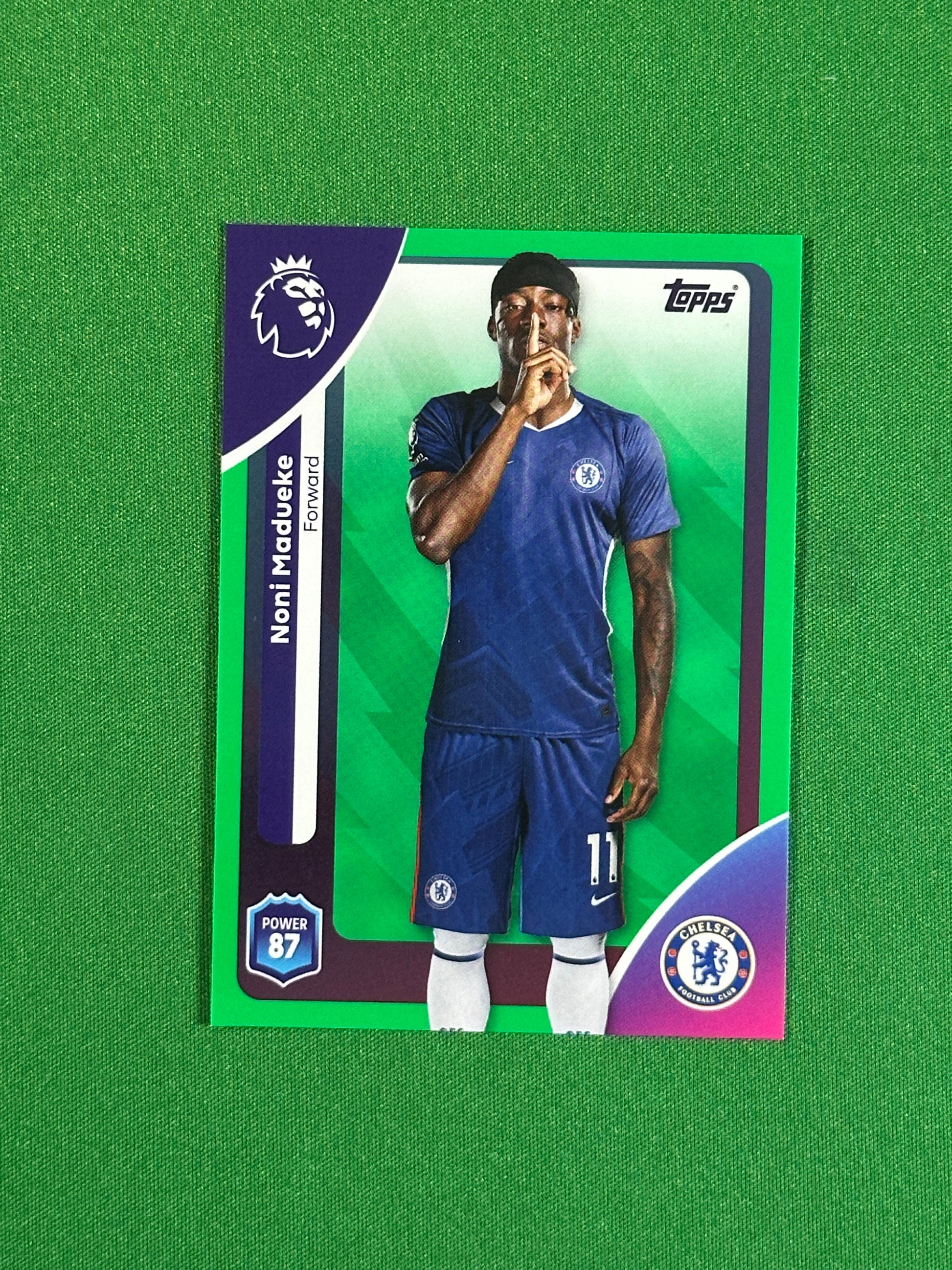 Noni Madueke Green Parallel Base - Topps Premier League 2026