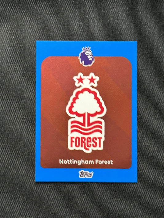 Nottingham Forest Badge Blue Parallel Base - Topps Premier League 2026