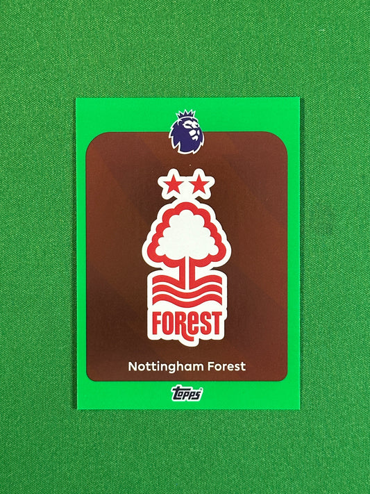 Nottingham Forest Badge Green Parallel Base - Topps Premier League 2026