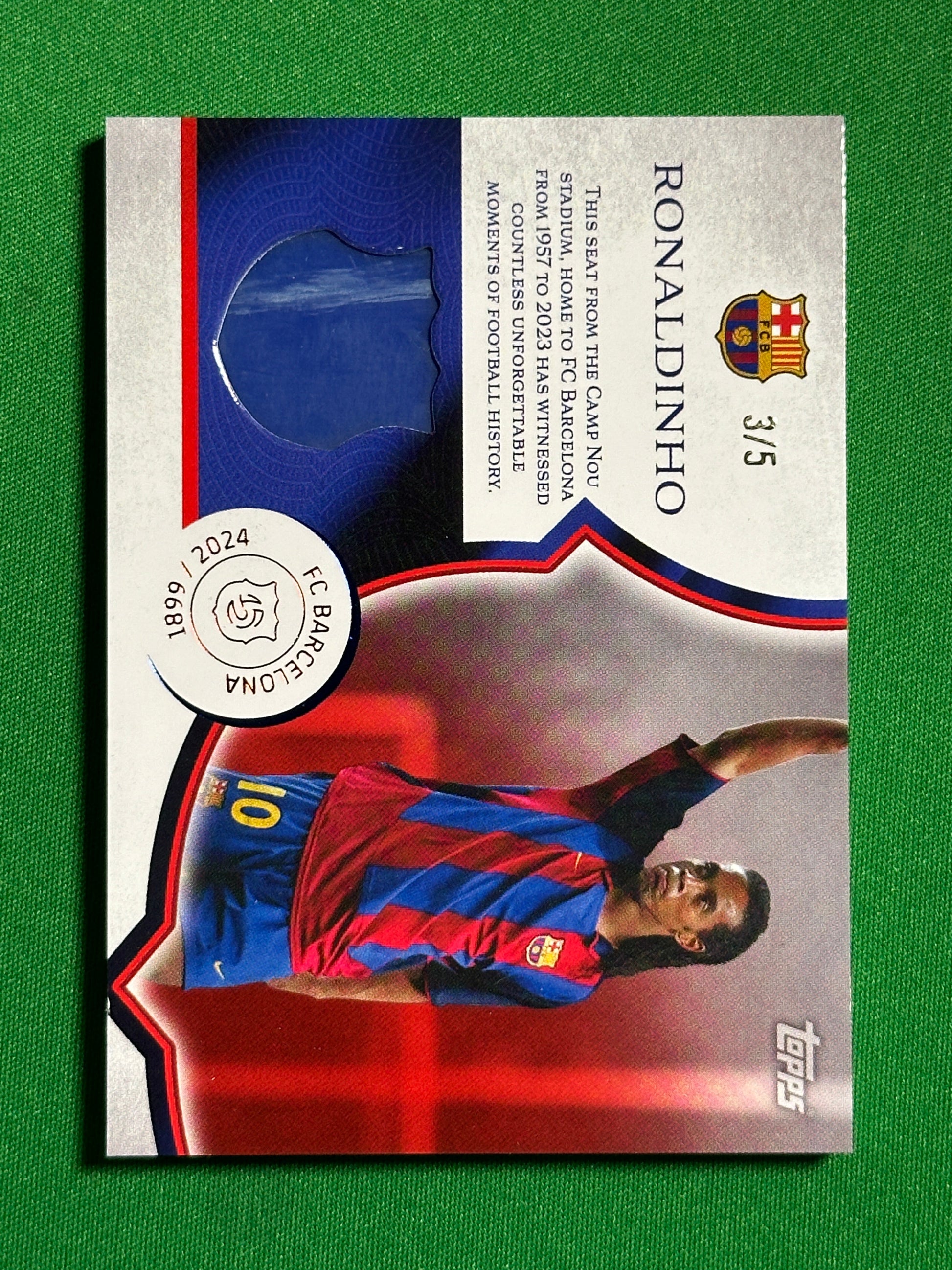 Ronaldinho Seat Patch 3/5 - Topps Barcelona 125th Anniversary Front