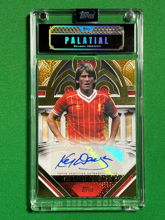 Sir Kenny Dalglish Autograph One of One 1/1 - Topps Liverpool Palatial 2024/25 Front
