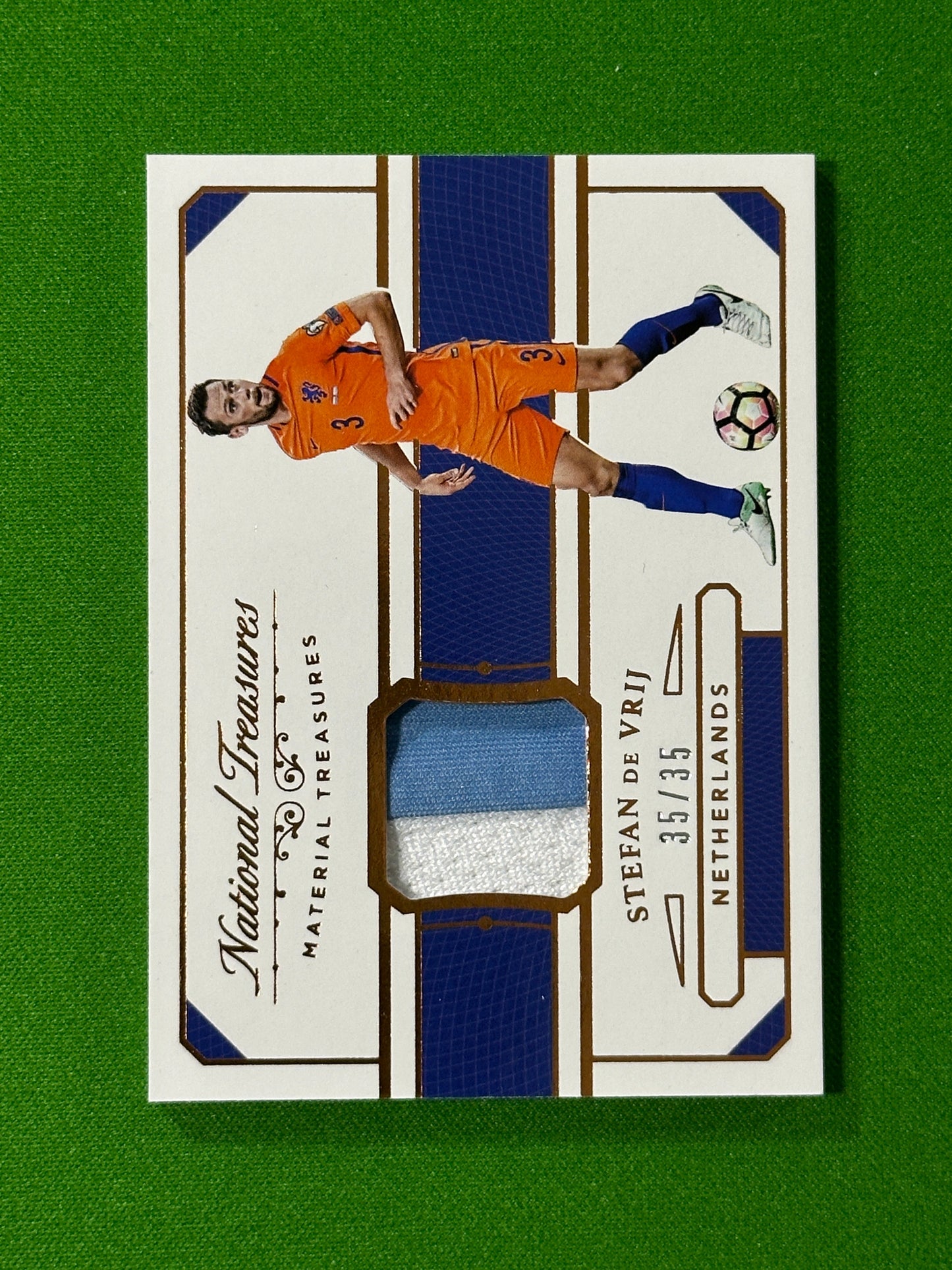 Stefan De Vrij Player-Worn Patch 35/35 - Netherlands - Panini National Treasures 2018 Front