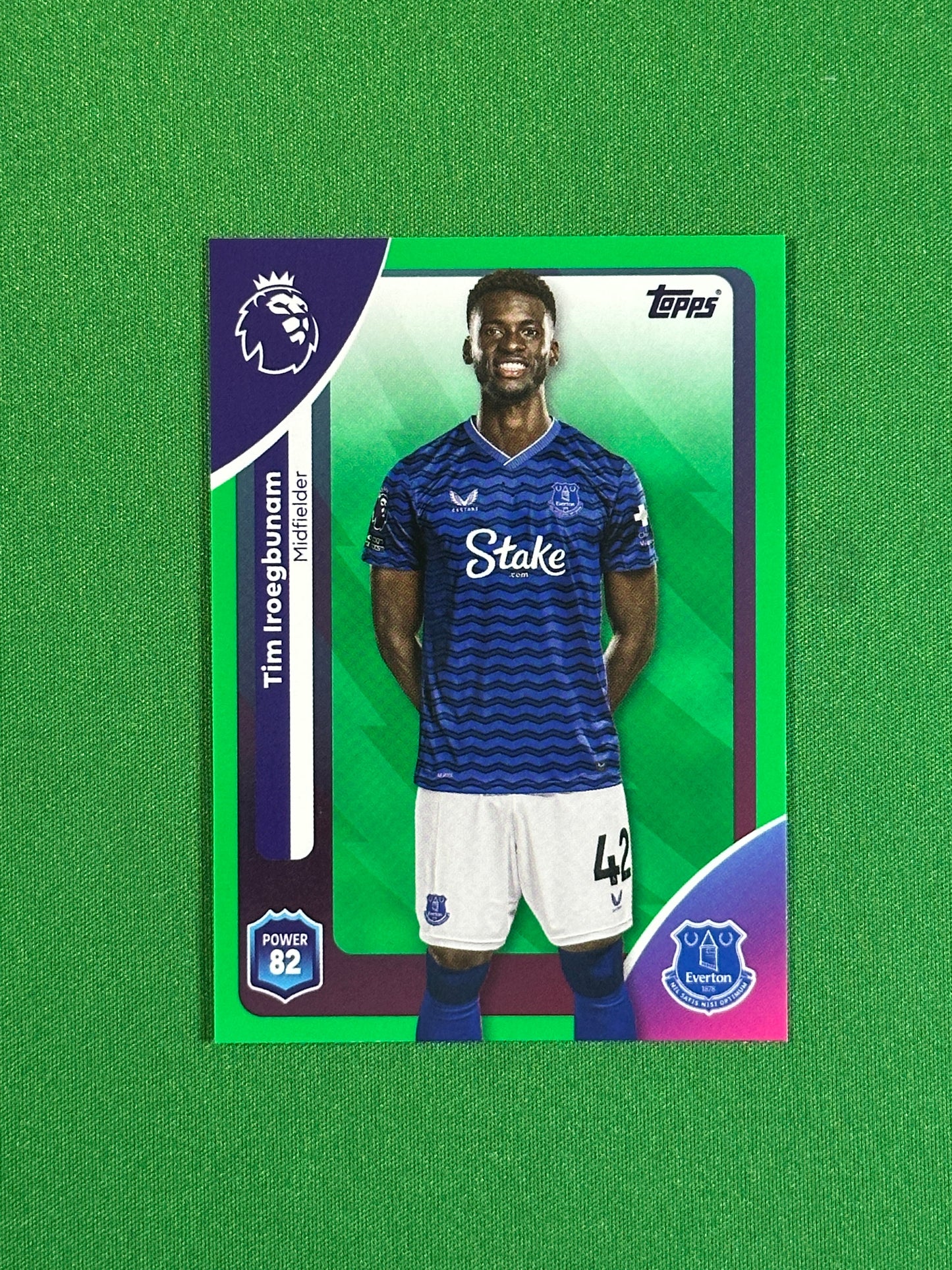 Tim Iroegbunam Green Parallel Base - Topps Premier League 2026