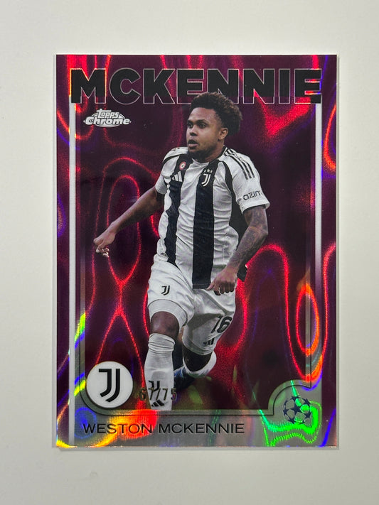 Weston McKennie Numbered Parallel 67/75 - Topps Chrome 2024/25