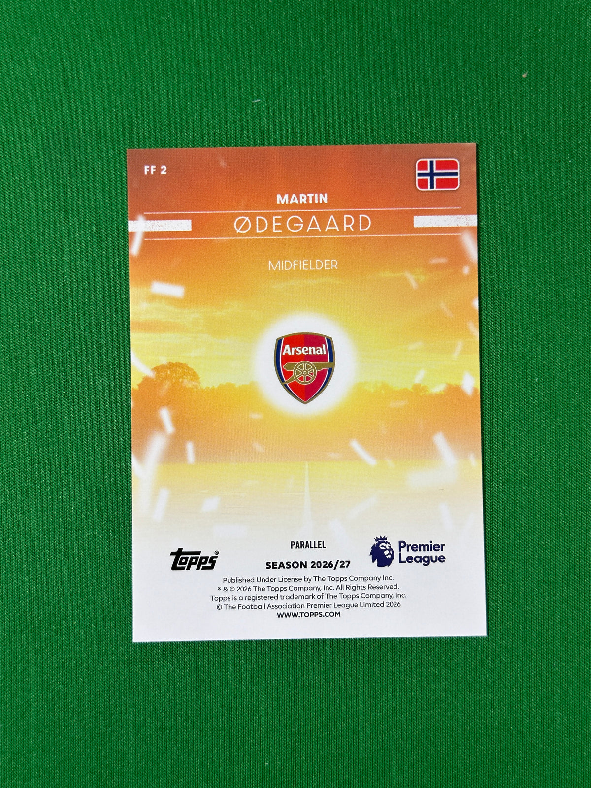 Martin Ødegaard Topps Premier League 2026/27 Flying the Flag Red 1/5 #FF-2 — back