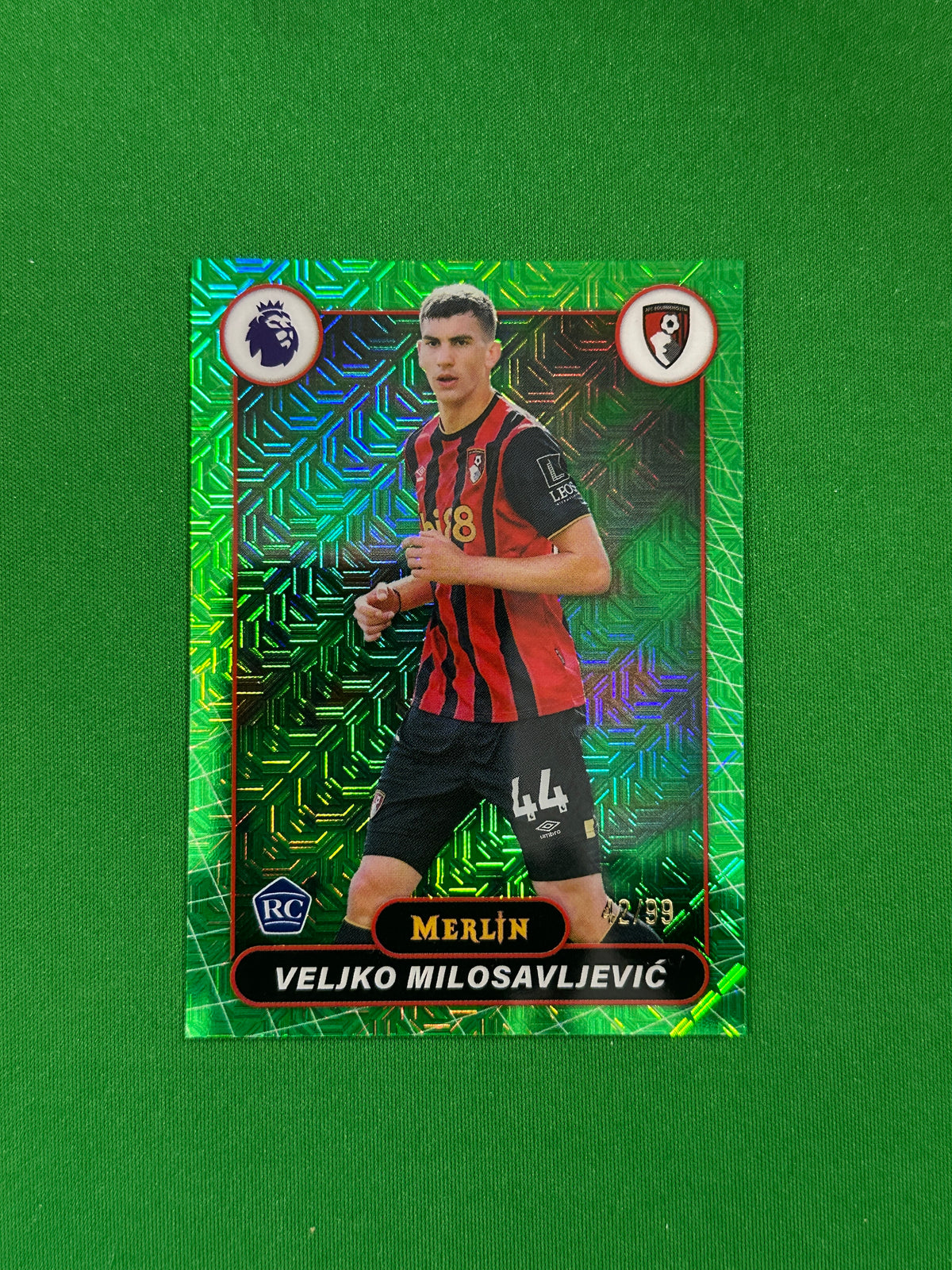 Veljko Milosavljević Rookie Parallel Green Mojo 42/99 - 2026 Topps Merlin Premier League - front