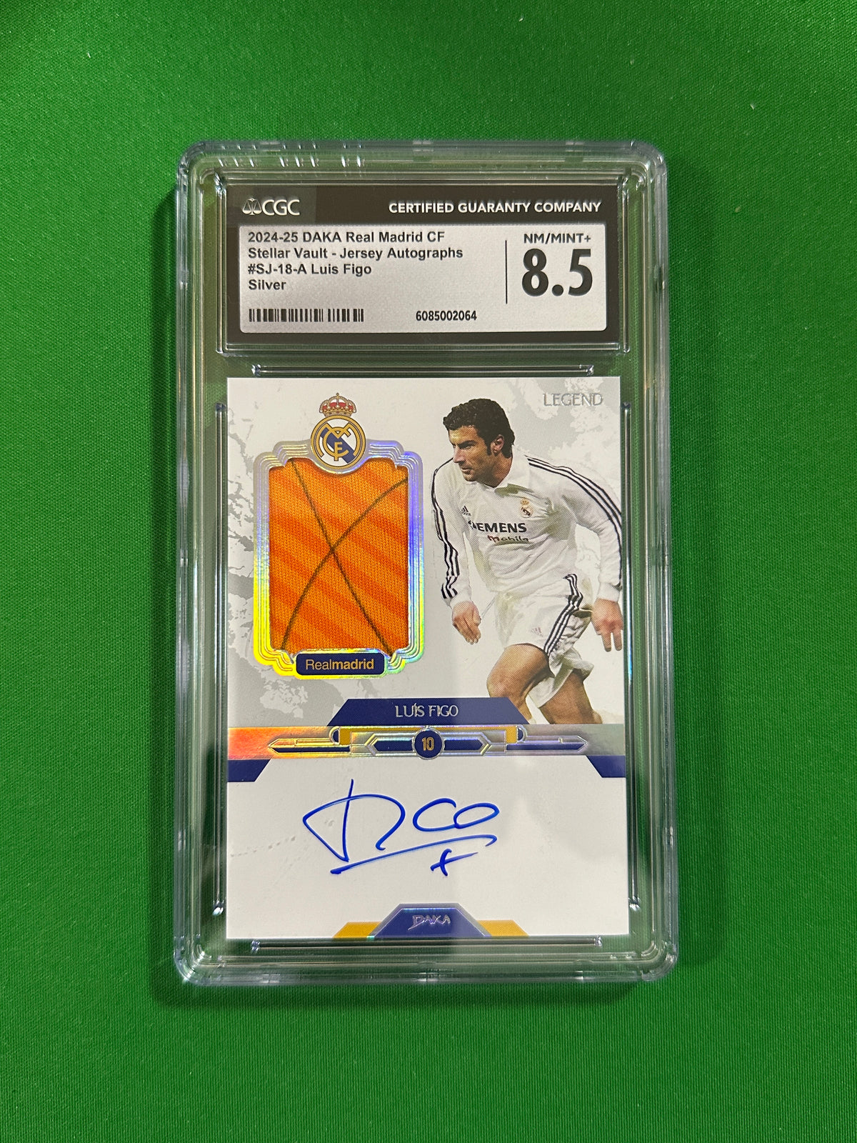 Luís Figo Jersey Relic On-Card Autograph Silver 03/15 - 2024-25 DAKA Real Madrid Stellar Vault (CGC 8.5 NM/Mint+) - front
