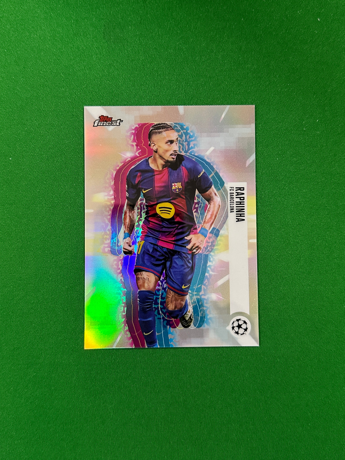 Raphinha HoloGlow Variation - 2025-26 Topps Finest UEFA Club Competitions - front