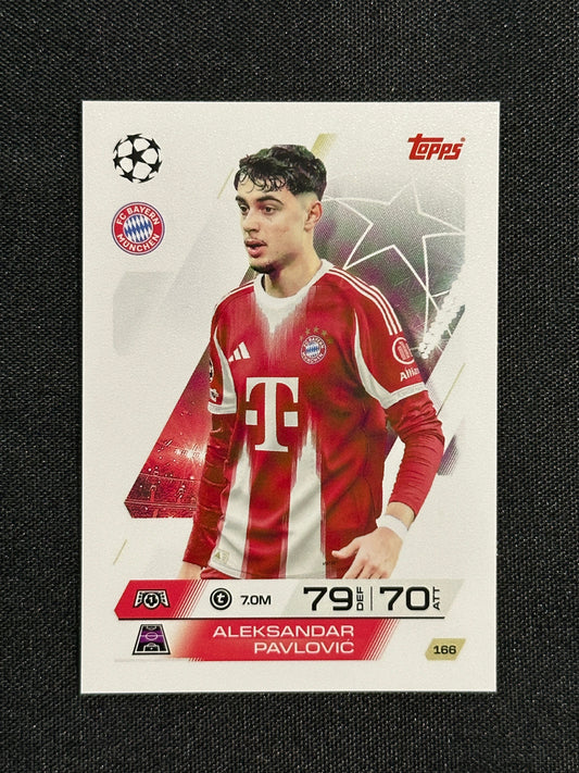 166 Aleksandr Pavlović Bayern München Base - Topps Match Attax 2025/26