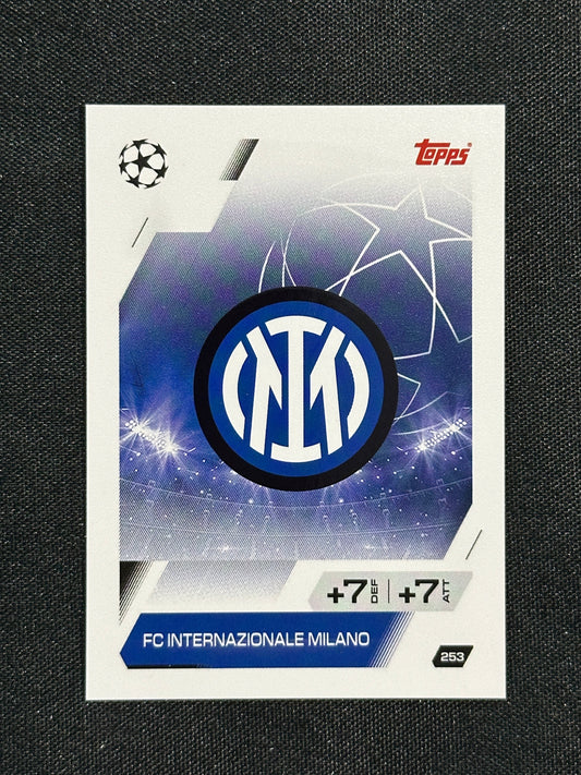 253 Team Badge Inter Milan Base - Topps Match Attax 2025/26