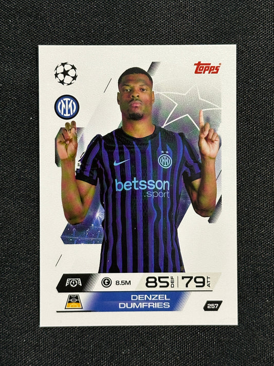 257 Denzel Dumfries Inter Milan Base - Topps Match Attax 2025/26