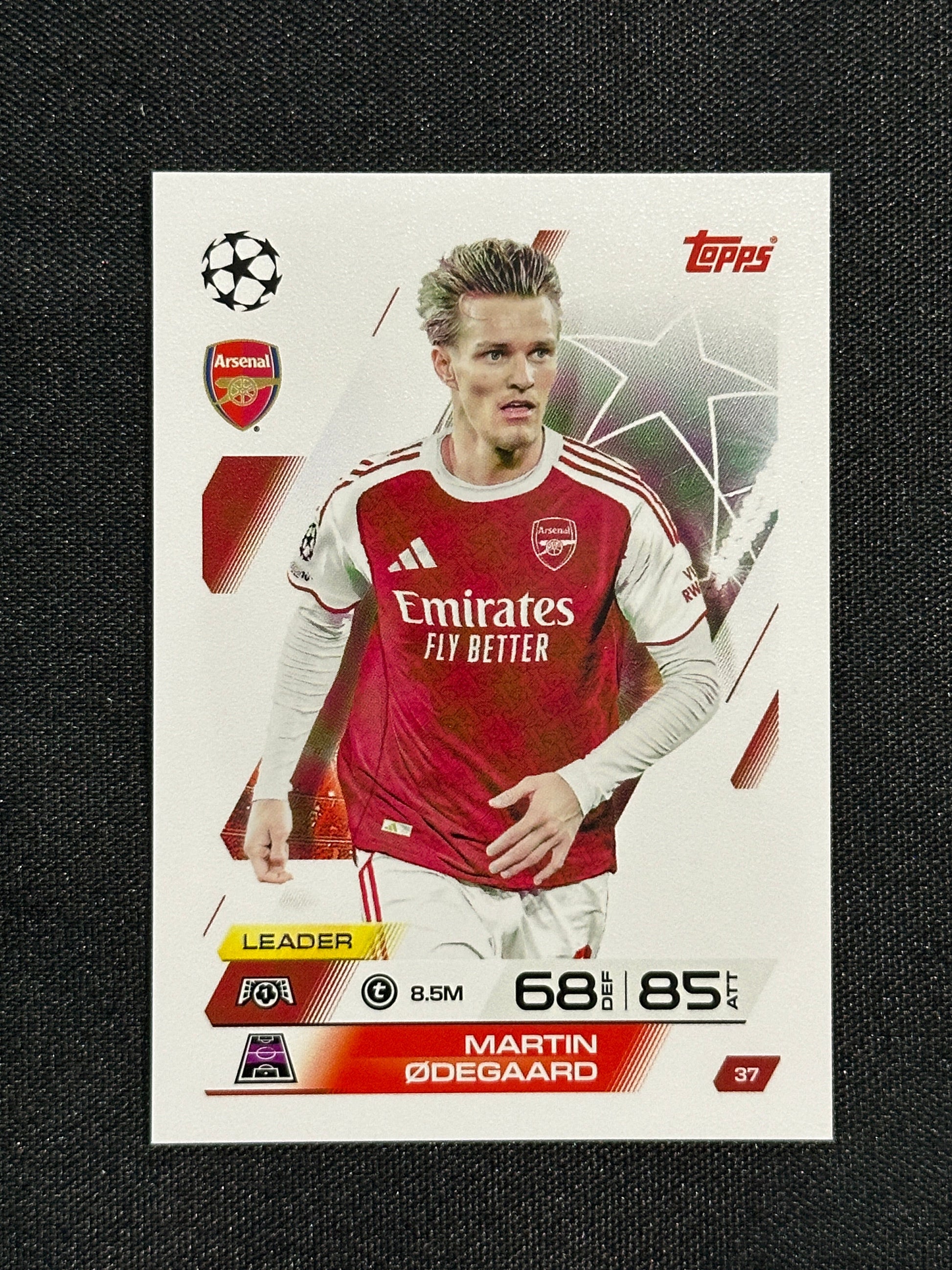 37 Martin Ødegaard Arsenal Base - Topps Match Attax 2025/26