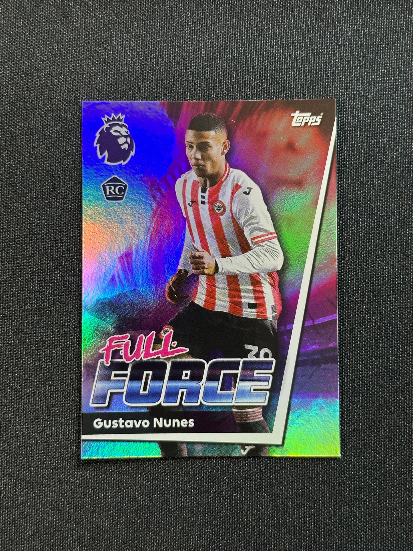 71 Gustavo Nunes Brentford Full Force - Topps Premier League 2026