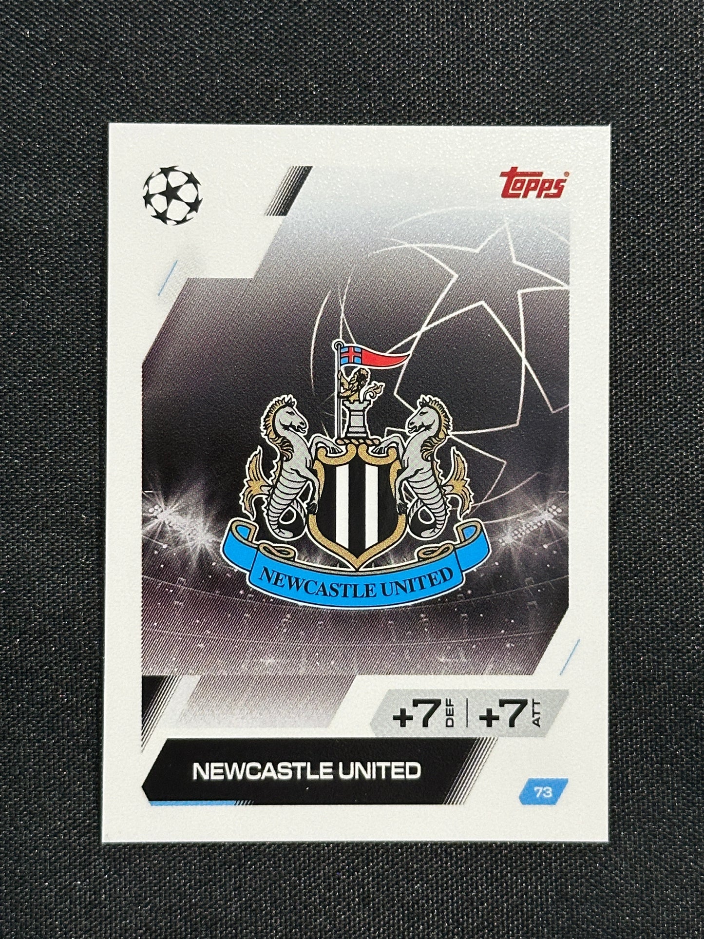 73 Team Badge Newcastle United Base - Topps Match Attax 2025/26