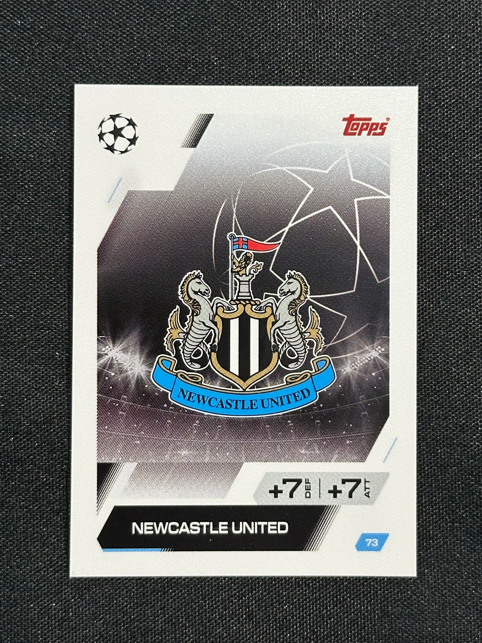 73 Team Badge Newcastle United Base - Topps Match Attax 2025/26