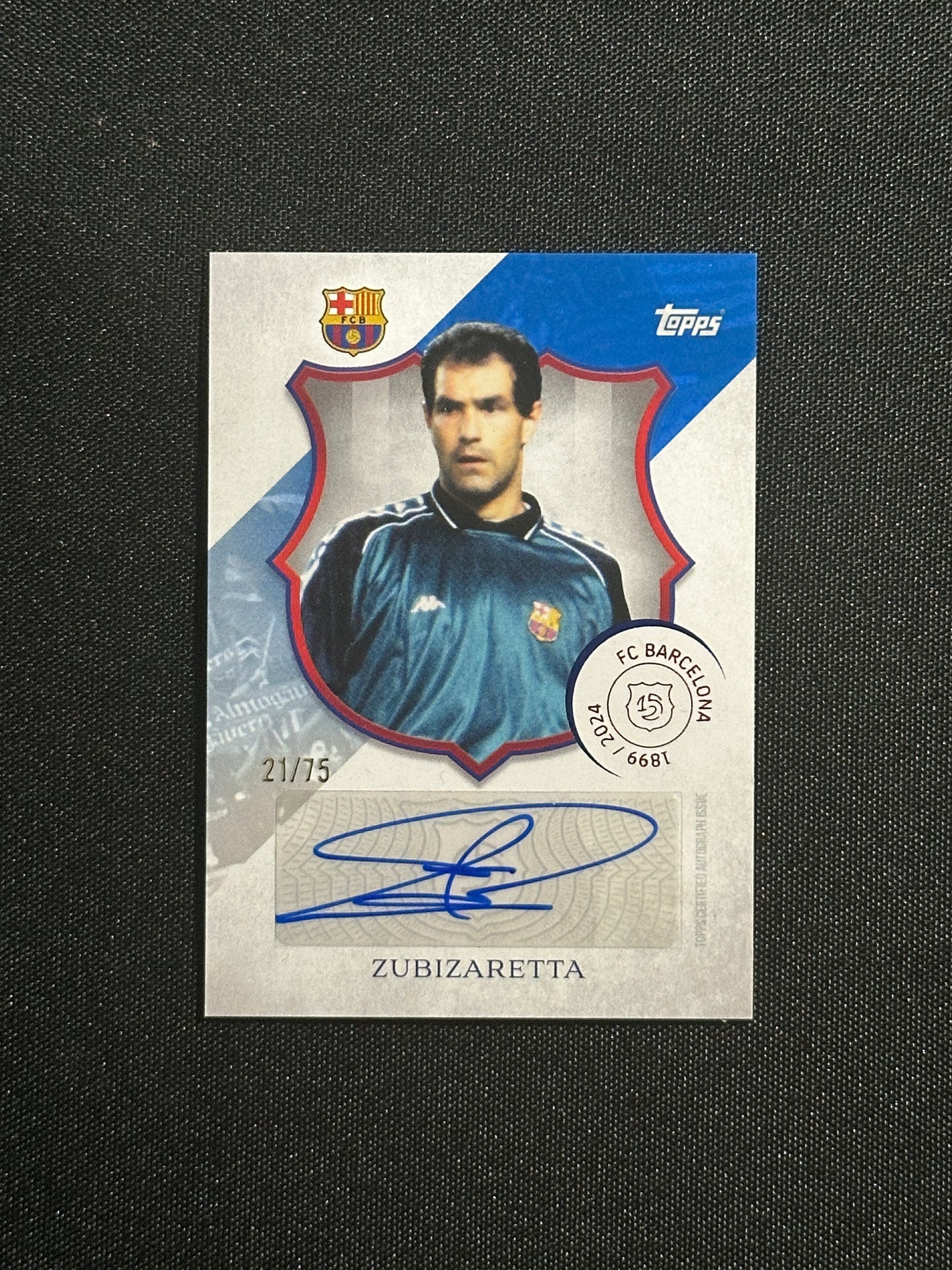 Andoni Zubizarreta Autograph 21/75 - Topps Barcelona 125