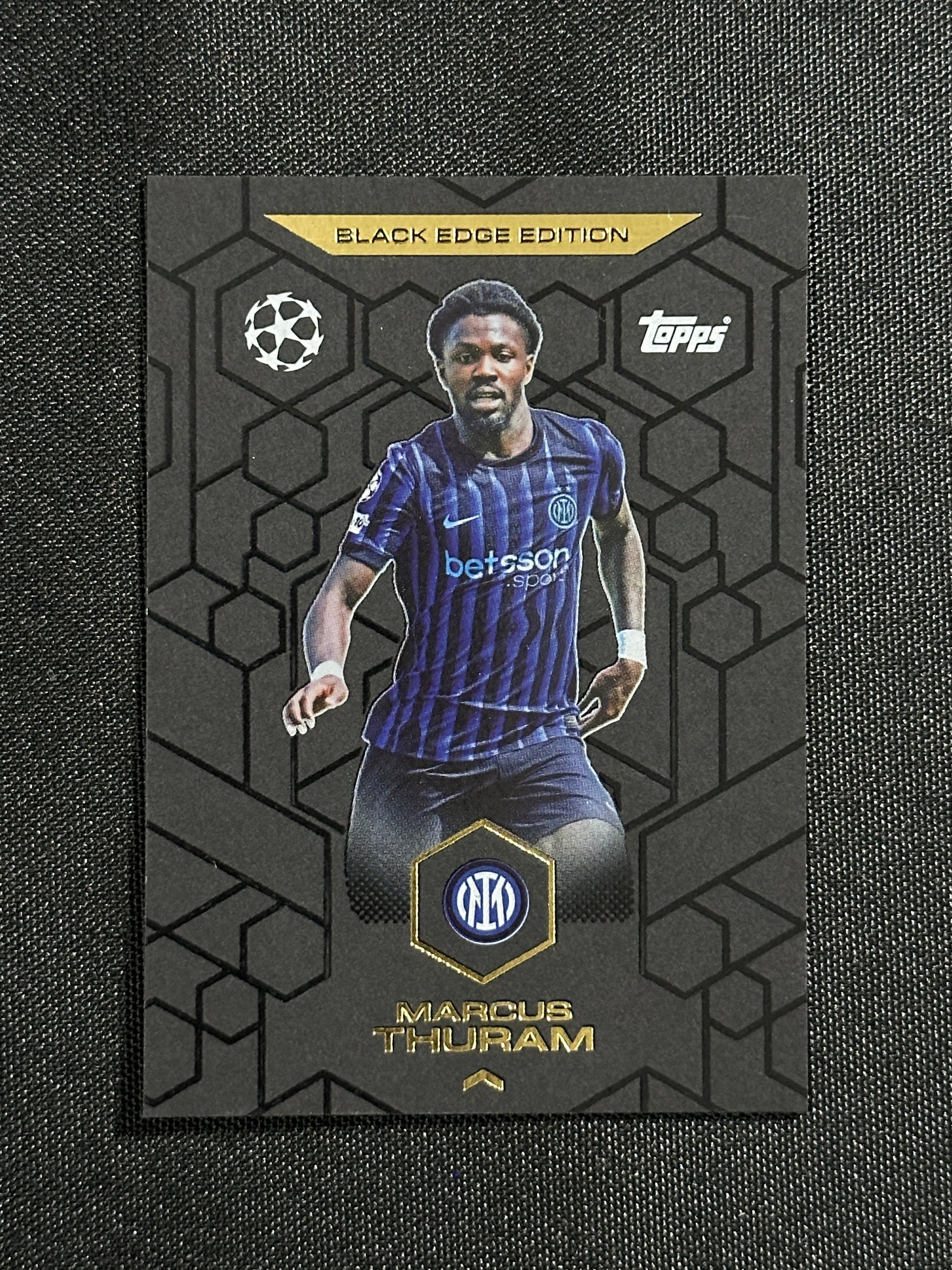 BE 9 Marcus Thuram Inter Milan Black Edge Edition - Topps Match Attax 2025/26