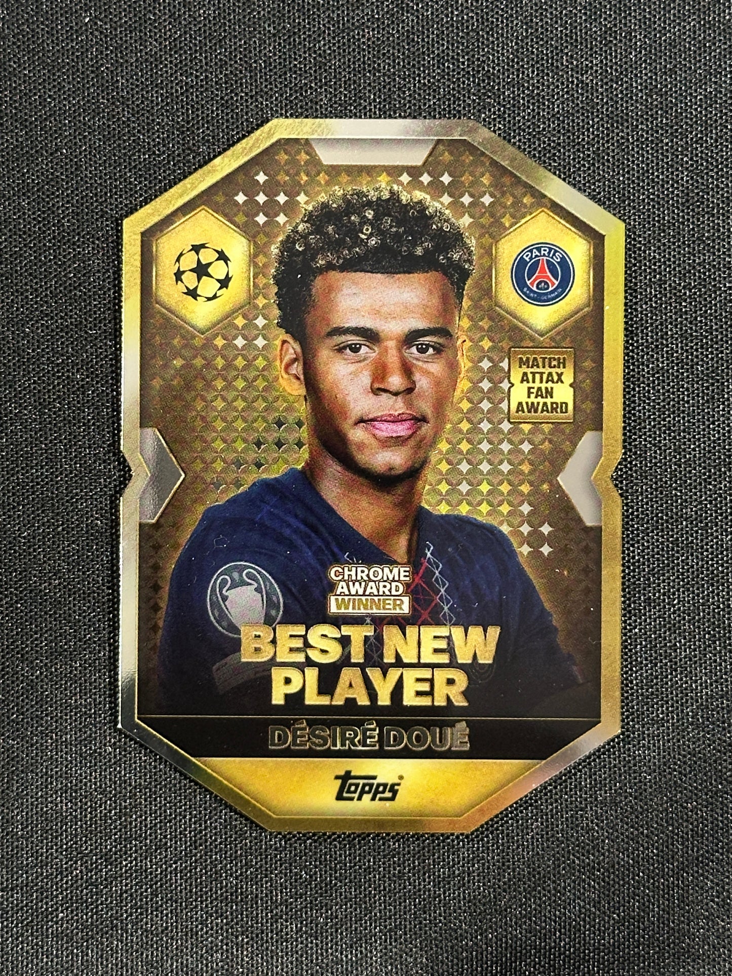 CA 2 Désiré Doué PSG Chrome Shield - Topps Match Attax 2025/26