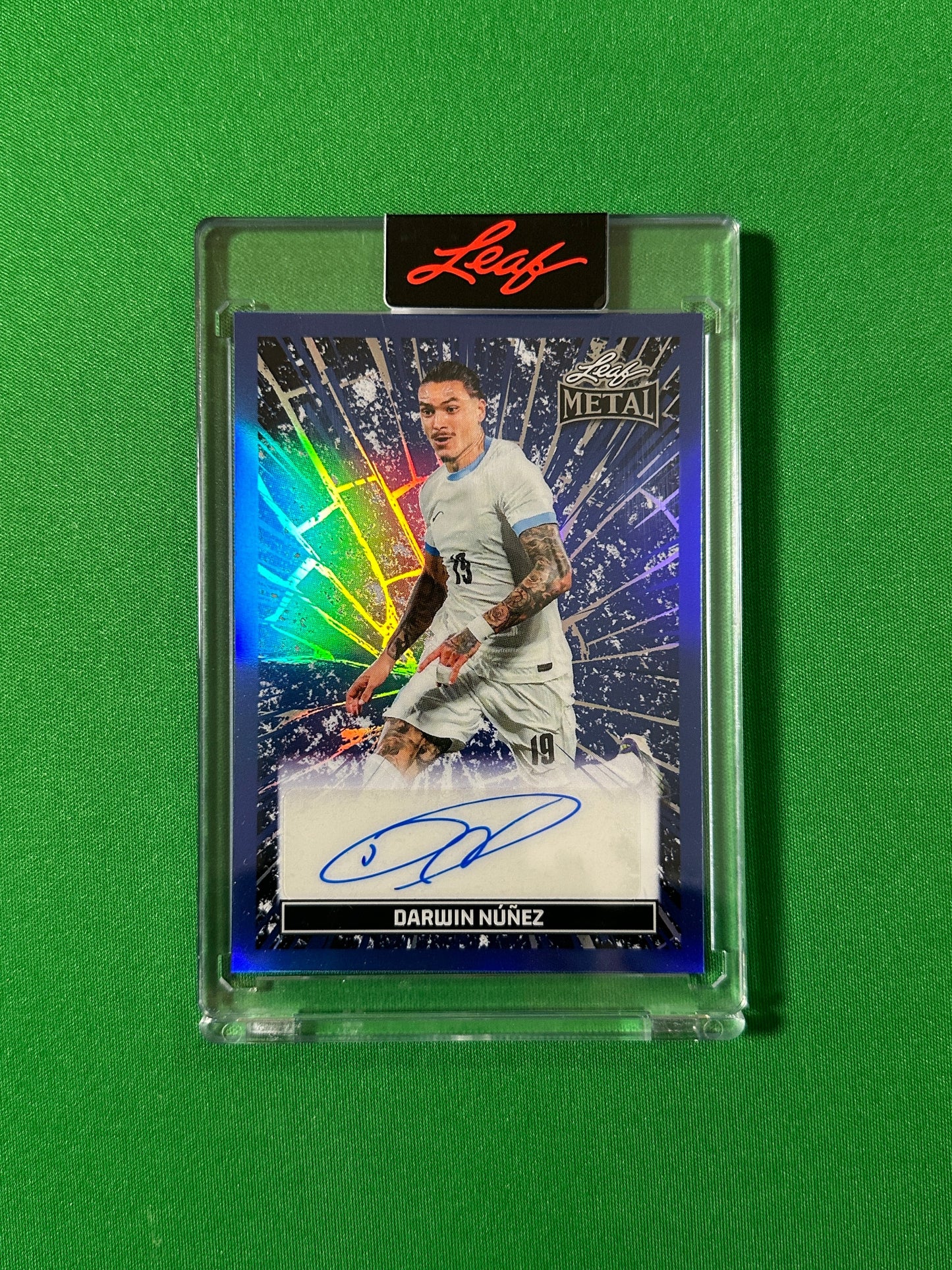 Darwin Núñez Autograph 5/6 Uruguay Leaf Glory of the Game 2026 football card Front