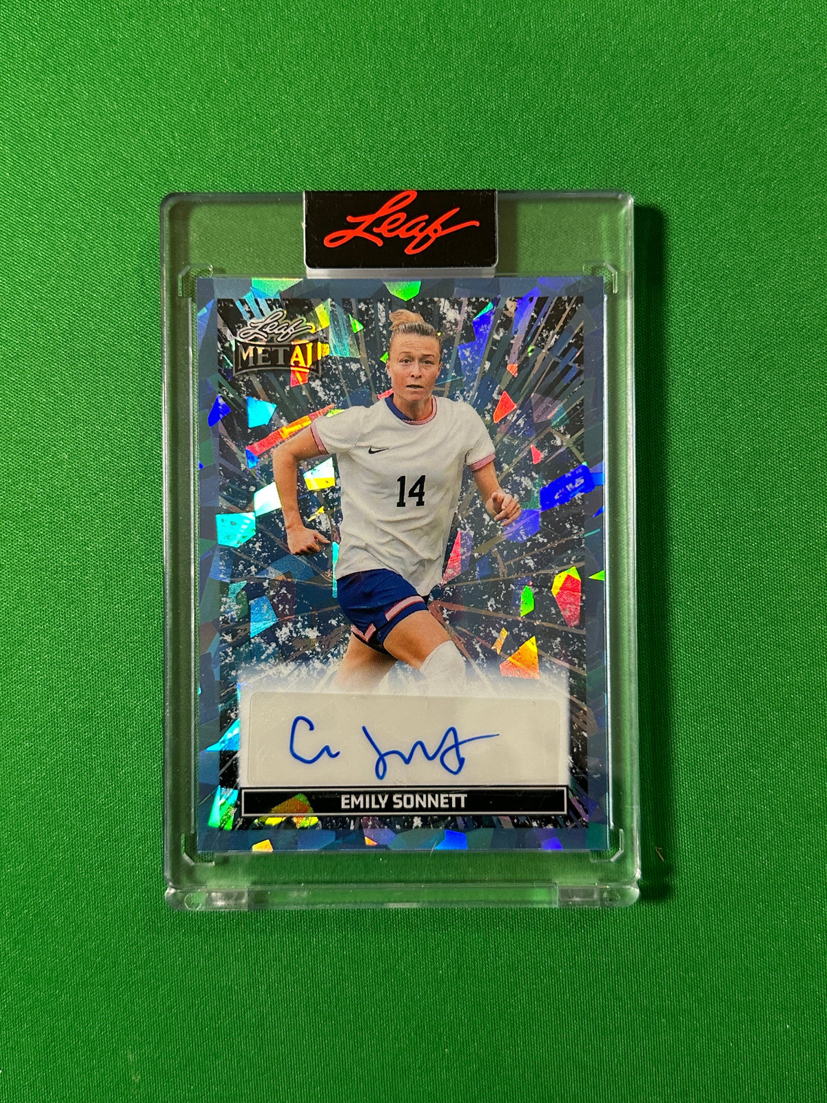 Emily Sonnett Autograph 6/7 USA Leaf Glory of the Game 2026 football card Front